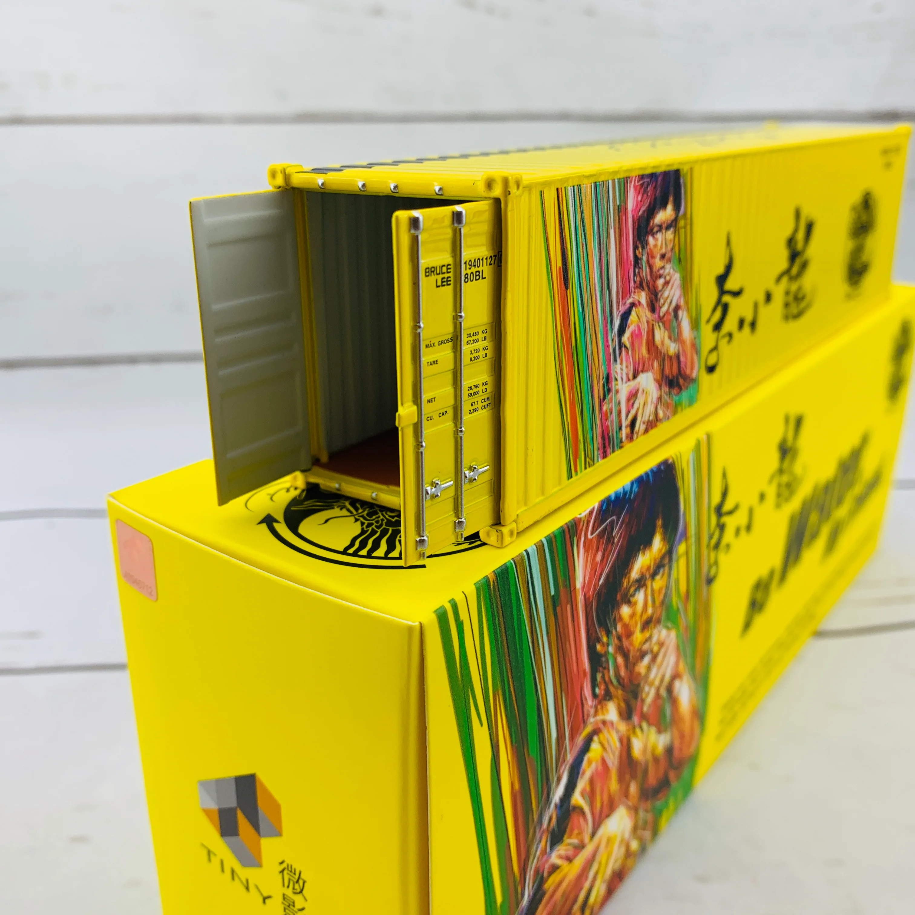 Tiny 微影 Bruce Lee 40ft Container (Bruce Lee 80th Anniversary) ATC65014 - Image 9