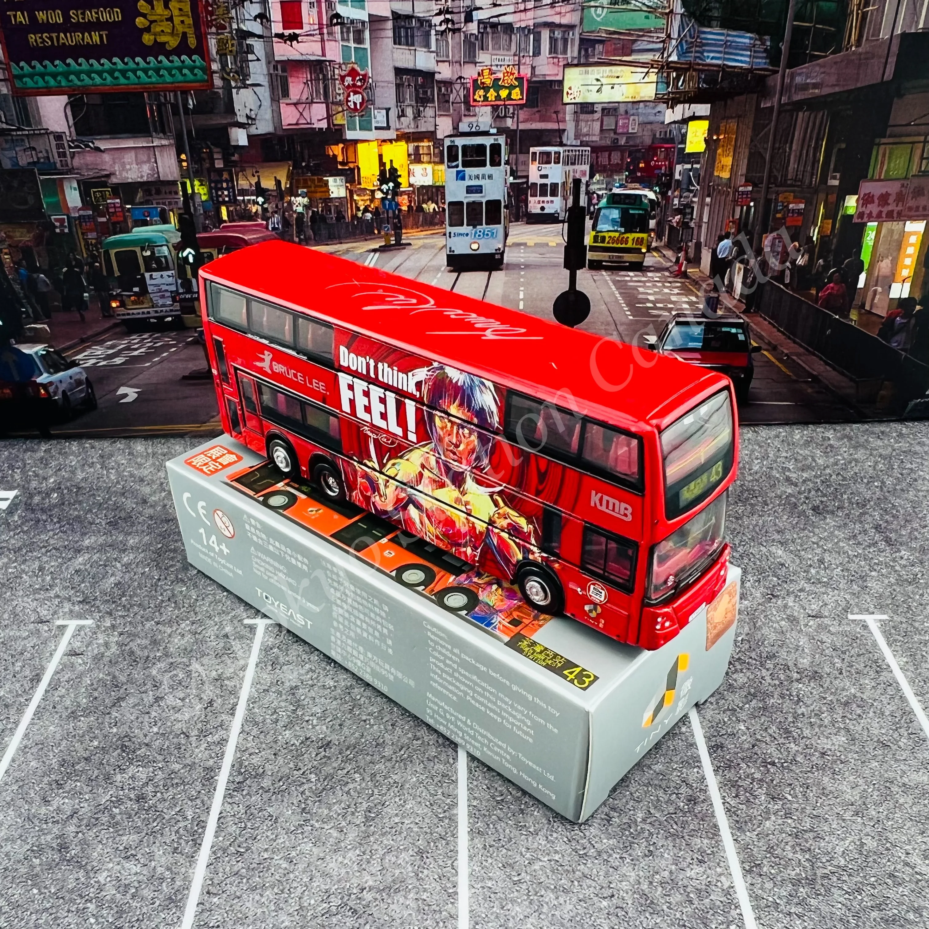 TINY 微影 KMB ADL Enviro500 Bruce Lee Limited Edition (Tsuen Wan West Station 43 荃灣西站) KMB2021070 - Image 5