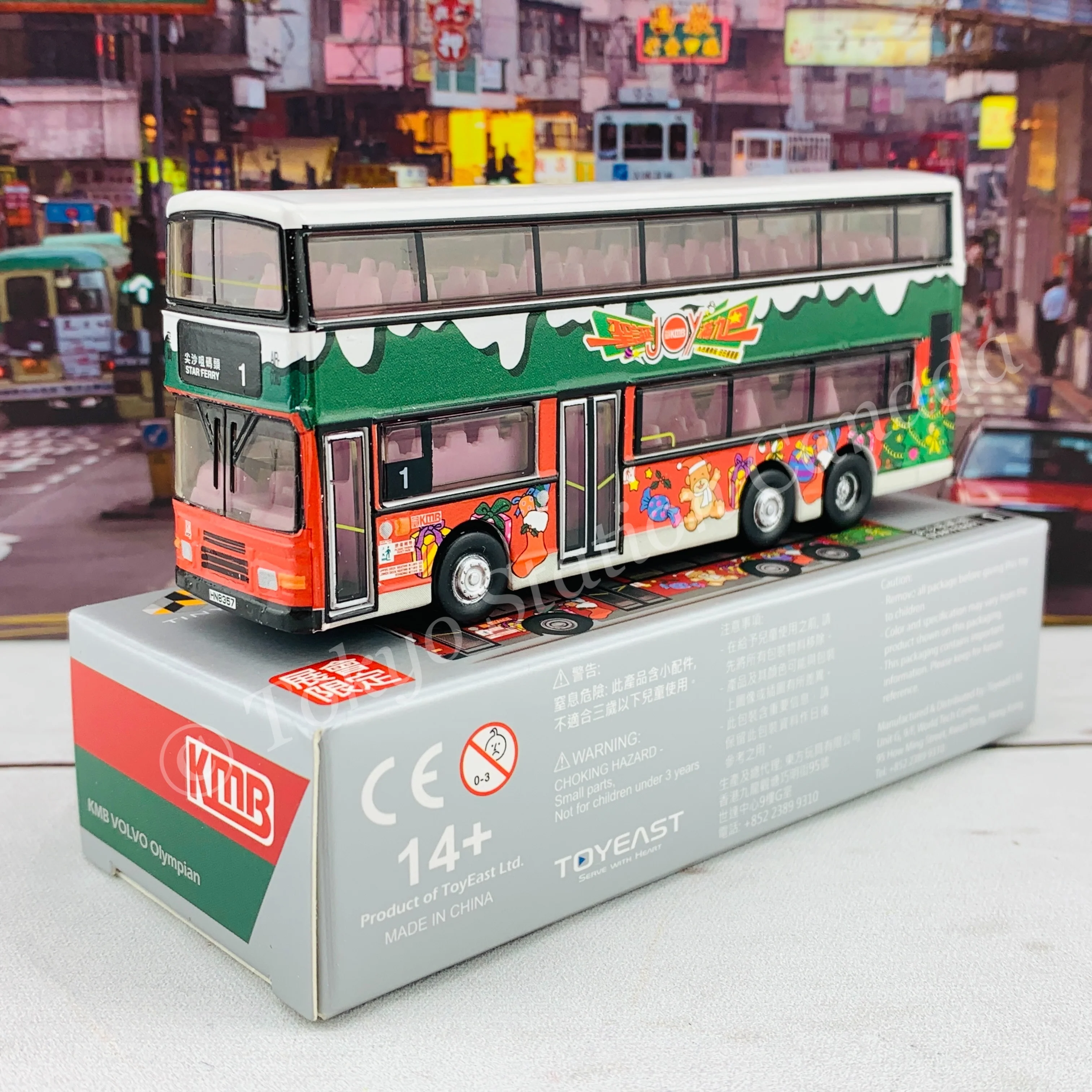 TINY 微影 KMB VOLVO Olympian Hong Kong Christmas Limited Edition (1 Star Ferry 尖沙咀碼頭) 九巴富豪 Olympian 11米 "聖誕Joy滿九巴" [展會限定] KMB2020083 - Image 2