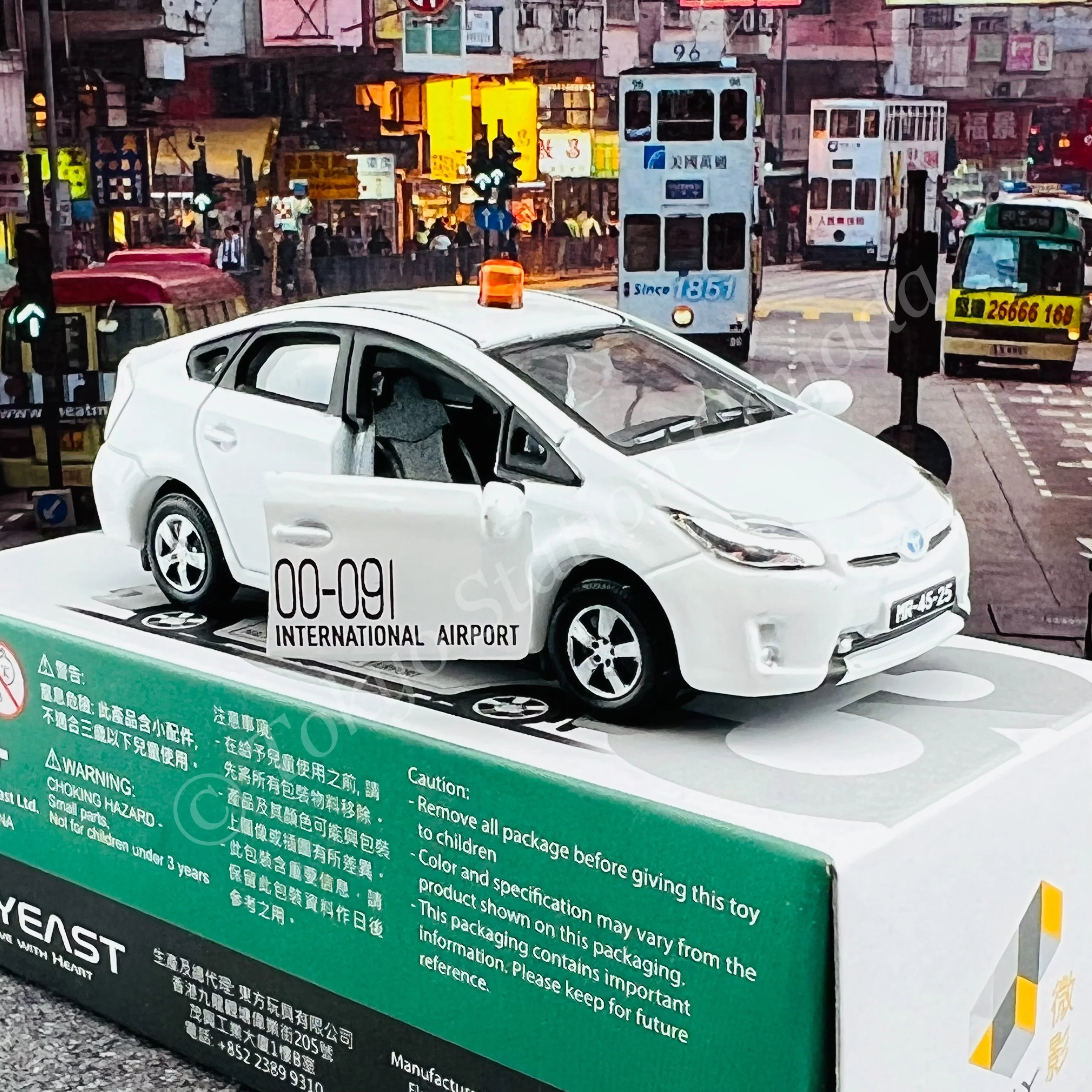 TINY 微影 MC03 Toyota Prius Macau Airport ATC64628 - Image 3