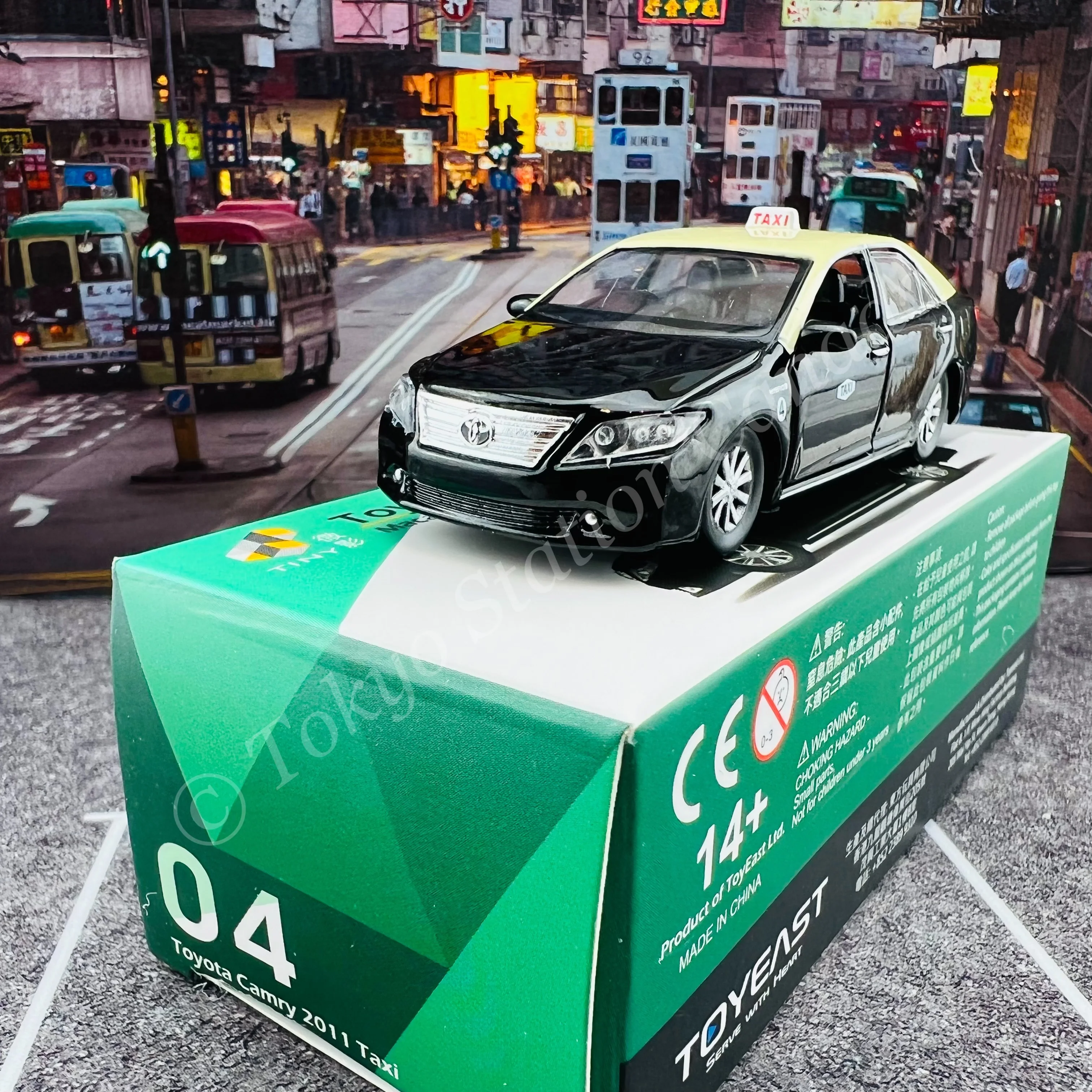TINY 微影 MC04 Toyota Camry 2011 Taxi Macau ATC64629 - Image 2