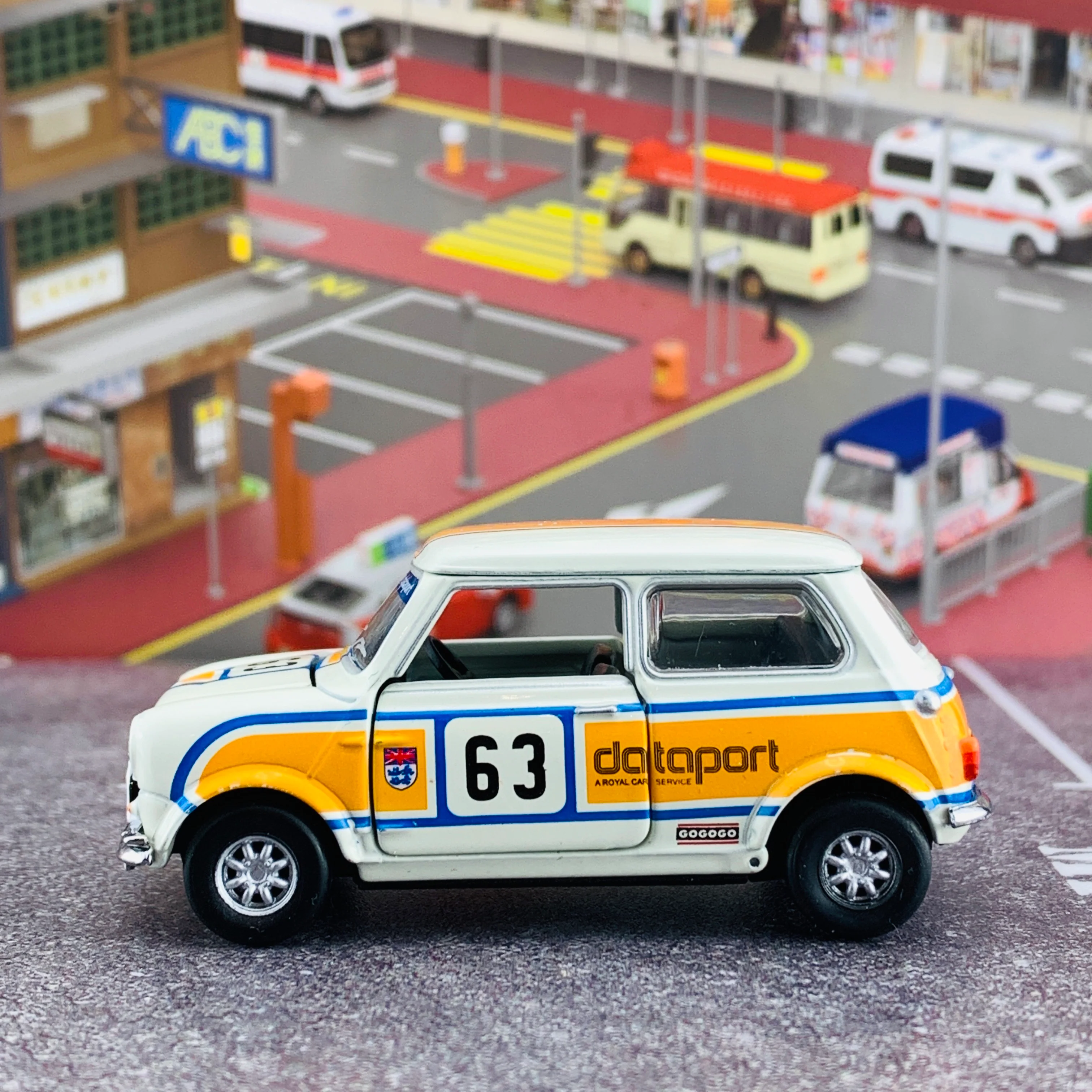 Tiny 微影 Mini Cooper Racing #63 Classic Racing ATC64643 - Image 2