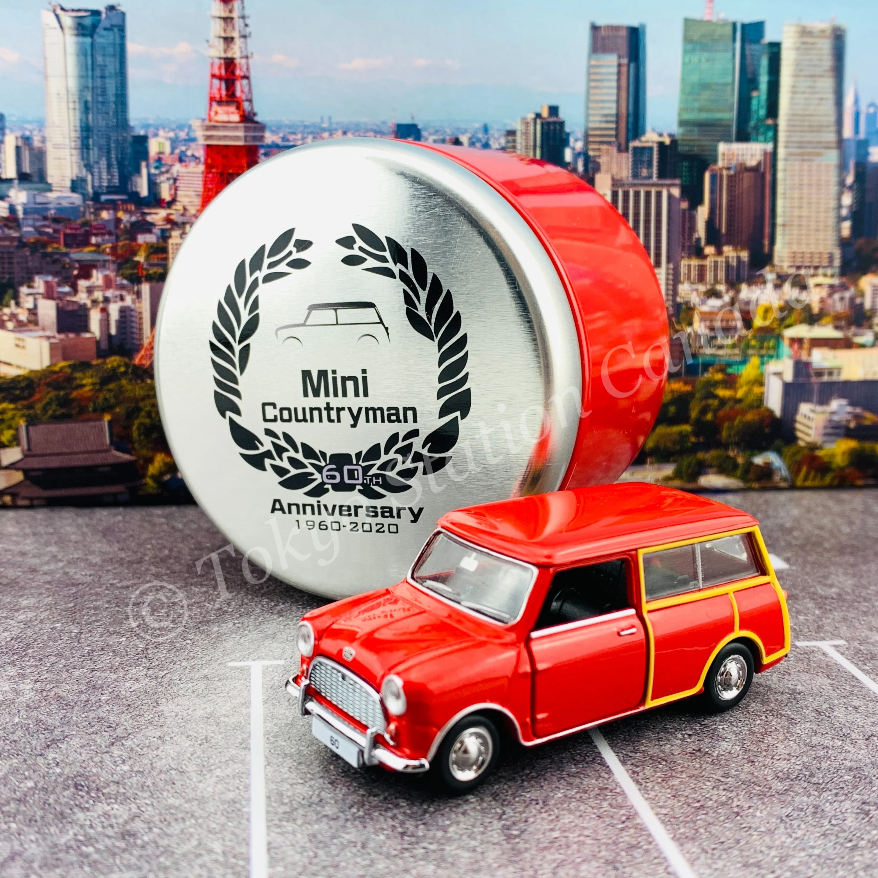 TINY 微影 AUSTIN Mini Countryman Hong Kong with Round Container ATC65195 - Image 2