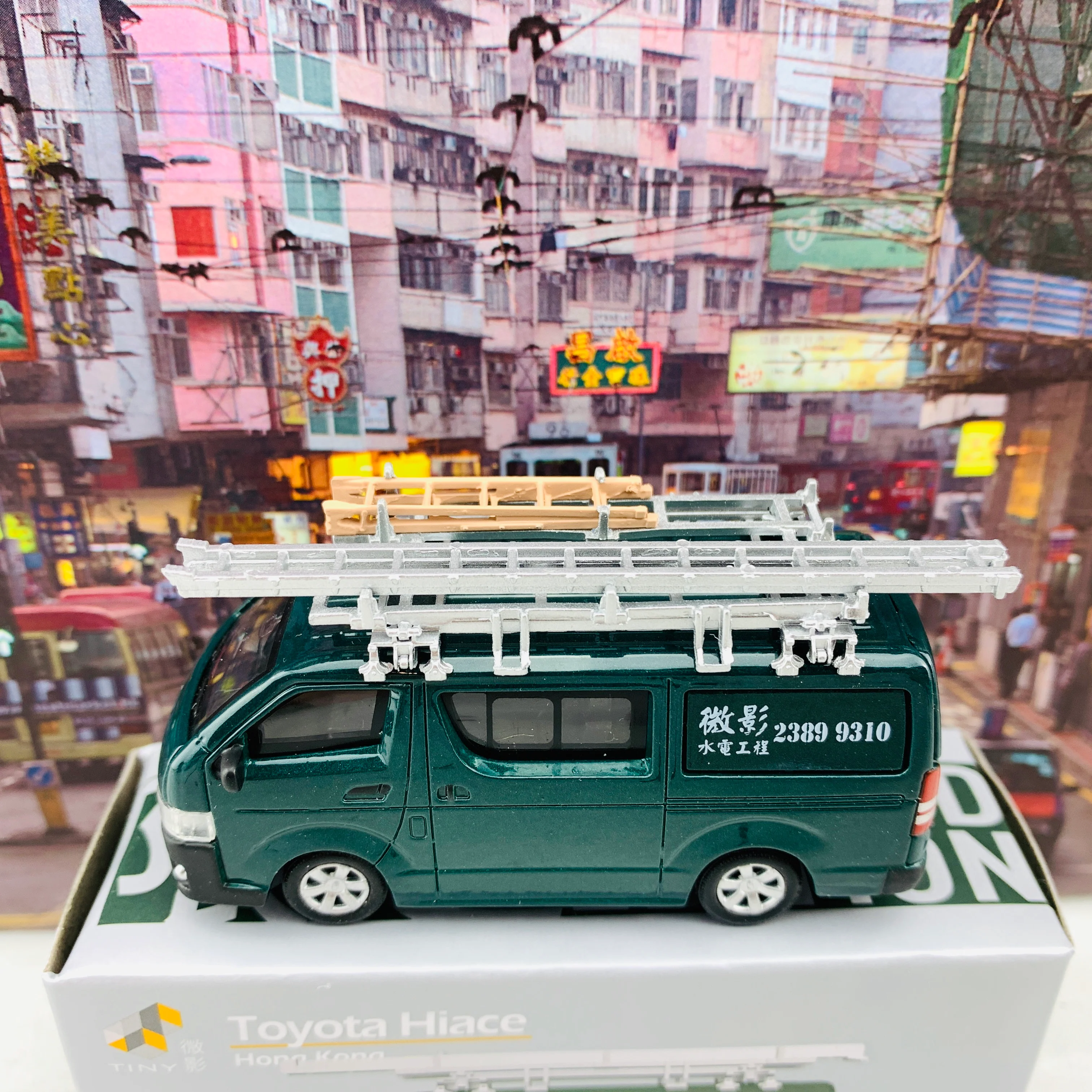 Tiny 微影 Toyota Hiace Show Special Edition 豐田 Hiace  暗綠色 展會限定 ATC64420 - Image 2