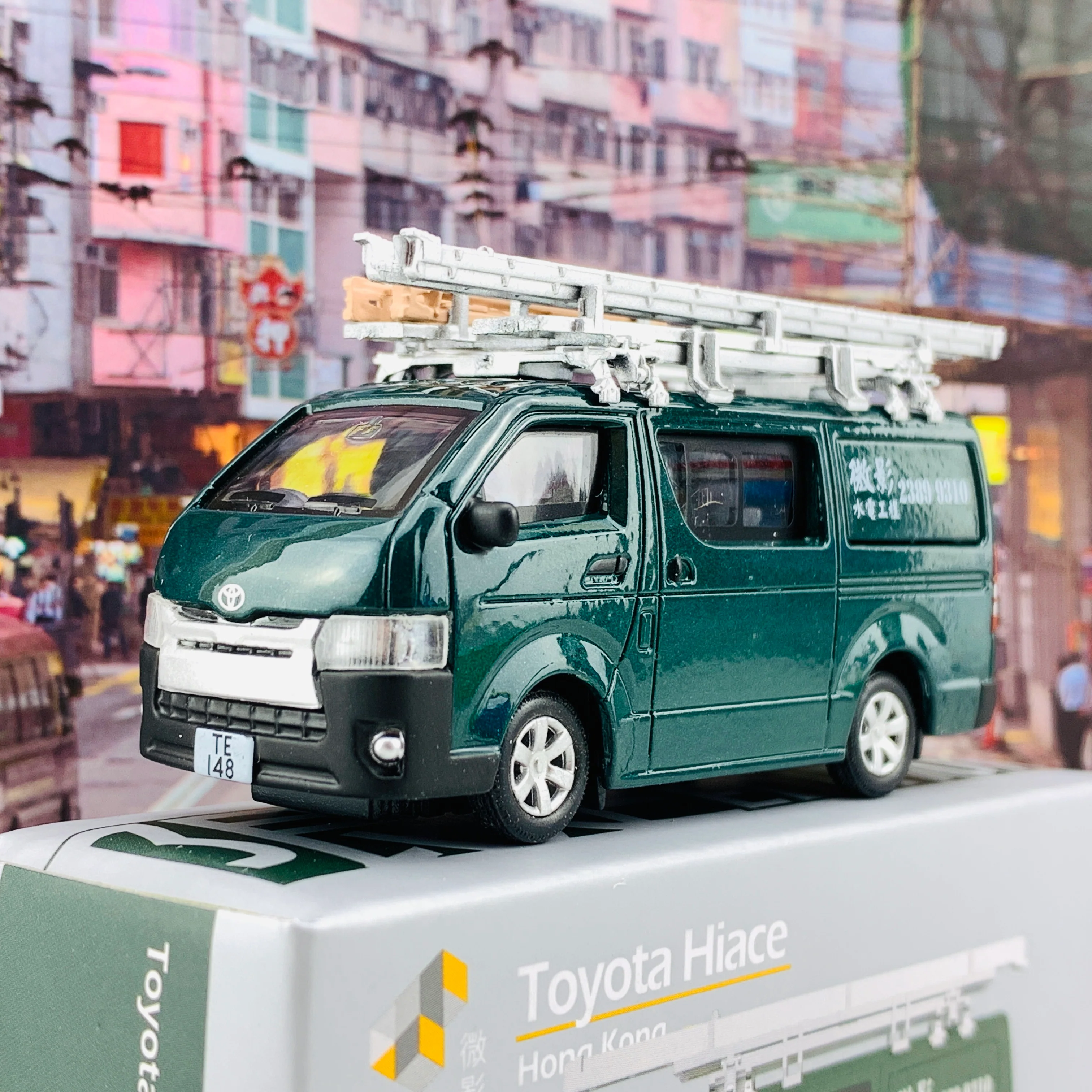 Tiny 微影 Toyota Hiace Show Special Edition 豐田 Hiace  暗綠色 展會限定 ATC64420 - Image 3