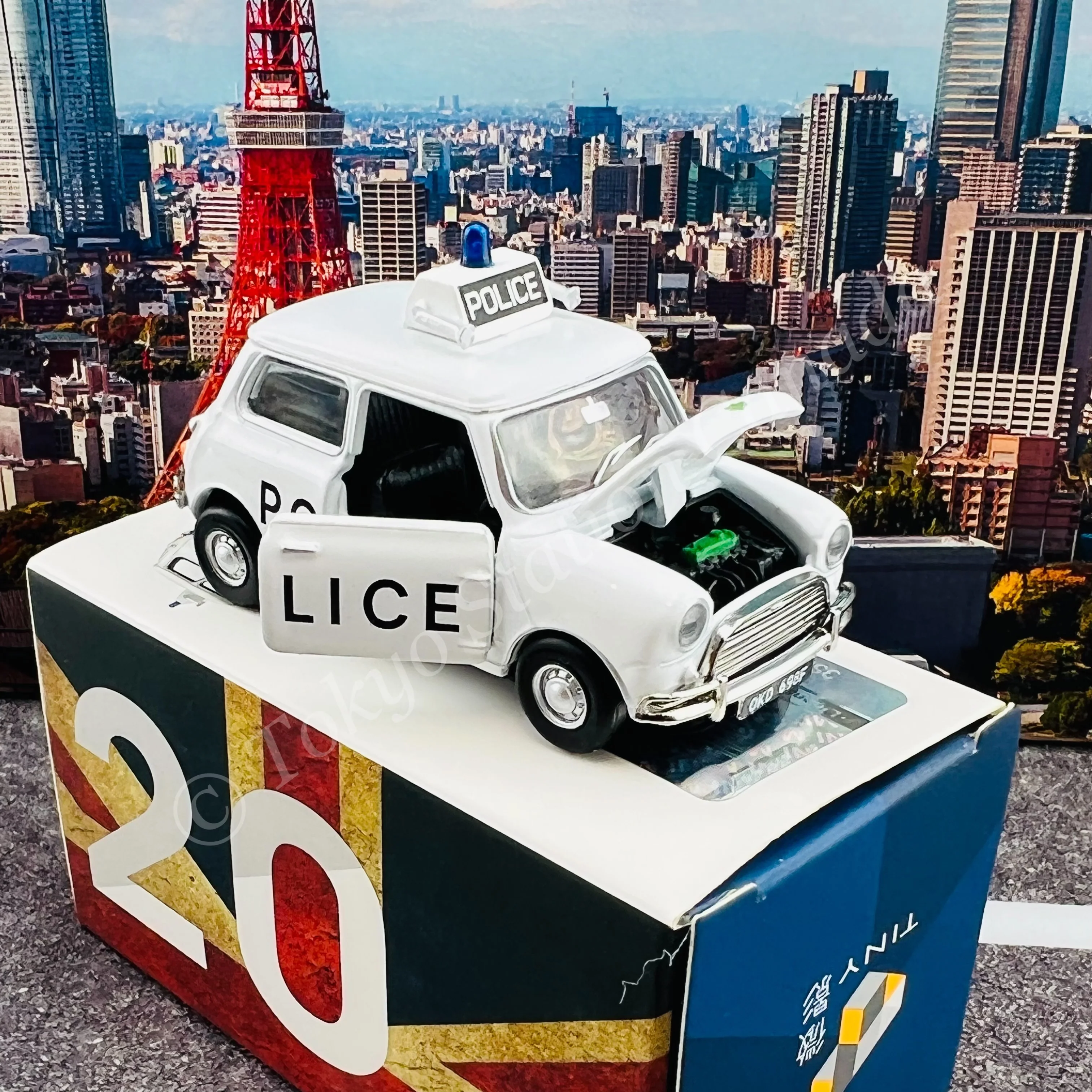 TINY 微影 UK20 Mini Cooper Mk II Liverpool and Bootle Constabulary ATCUK64008 - Image 3