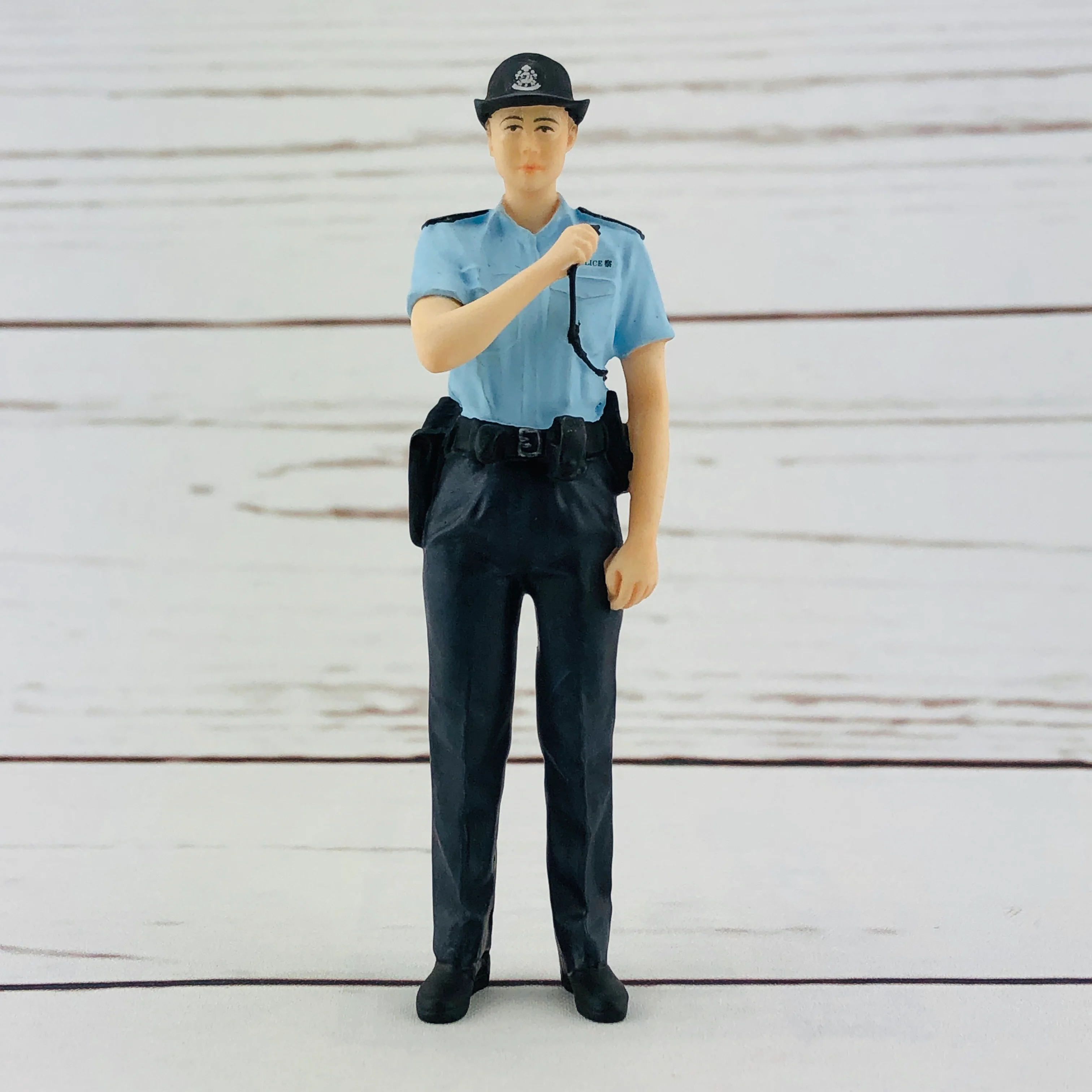 Tiny 1/18 Figure Woman Police Constable (PSU) - Image 2