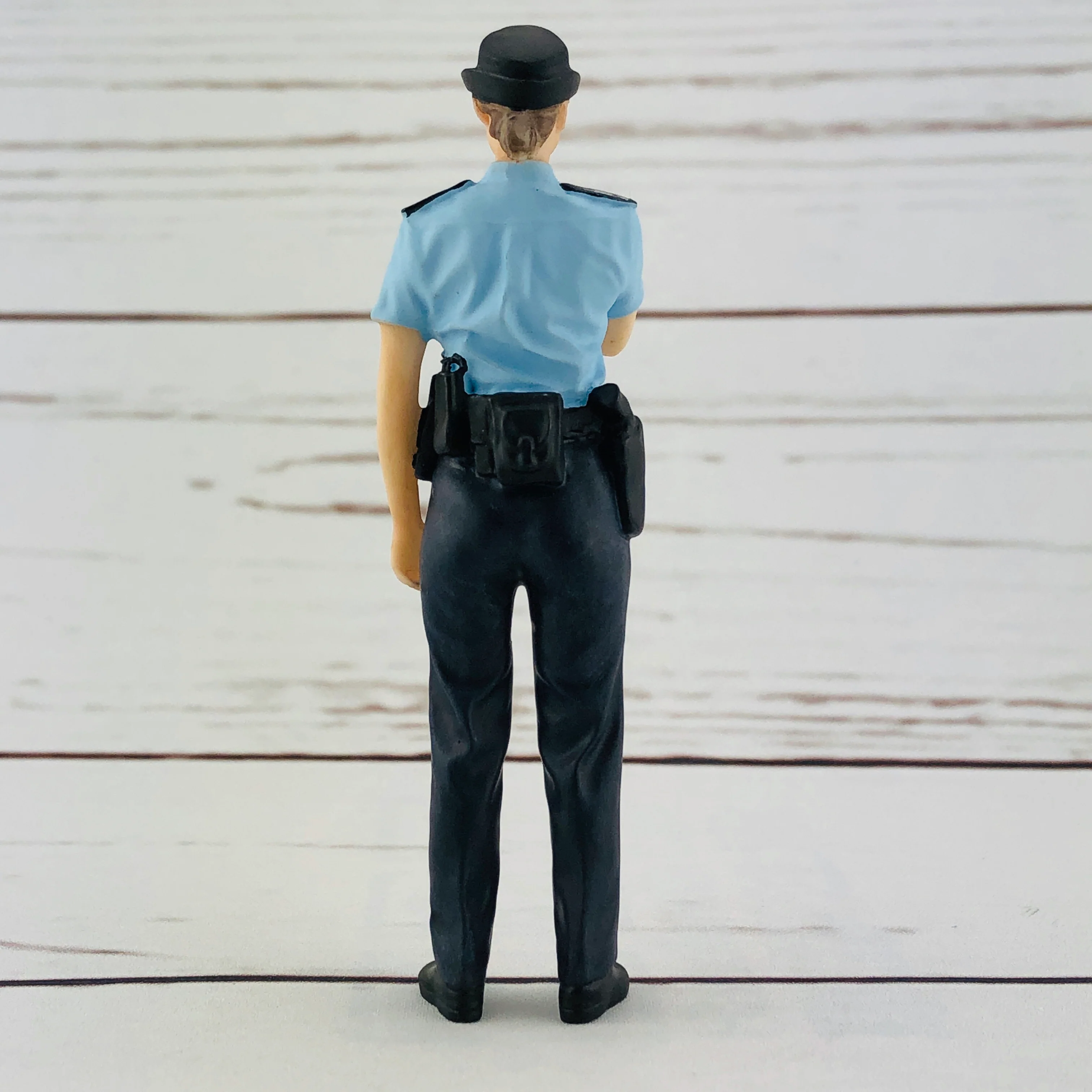 Tiny 1/18 Figure Woman Police Constable (PSU) - Image 3