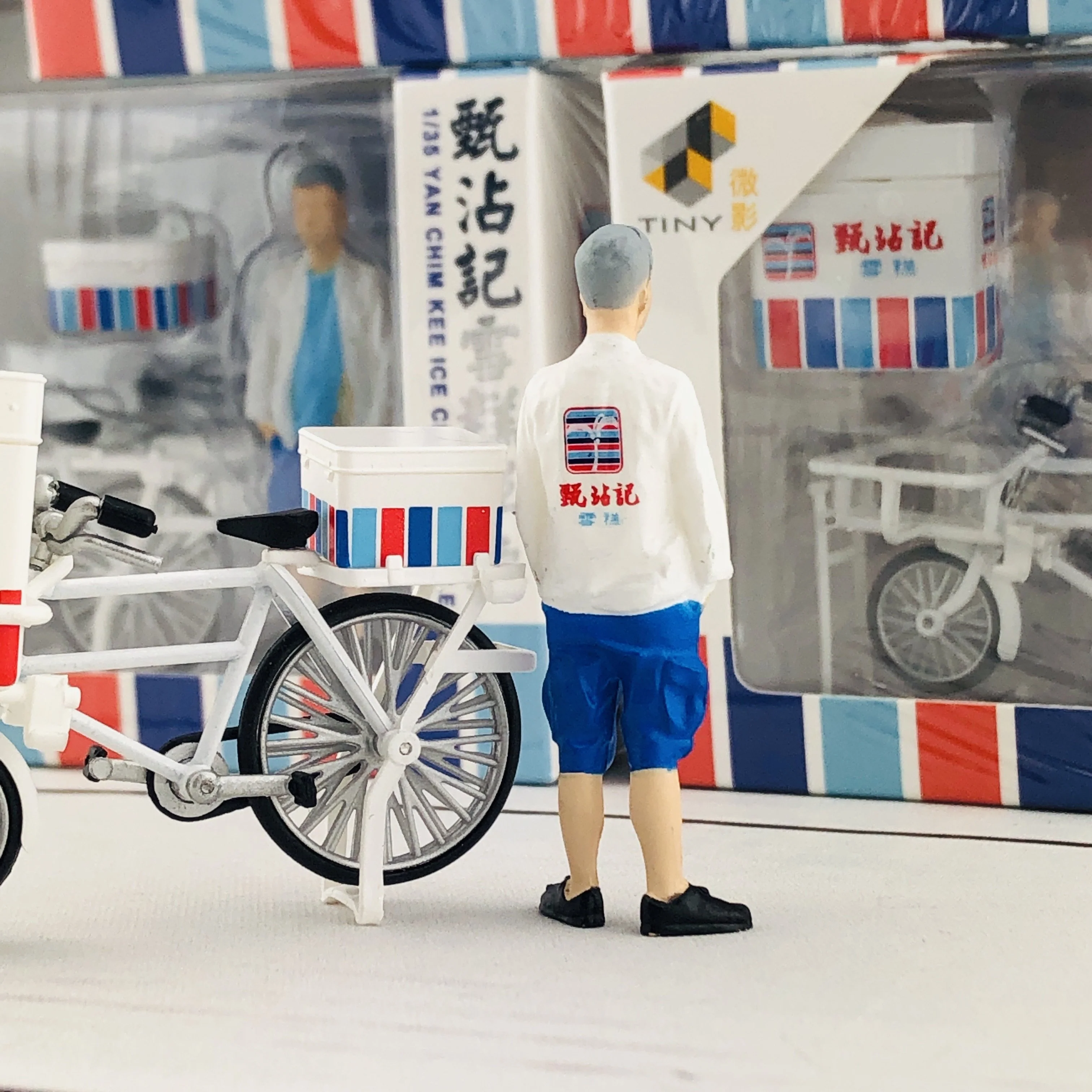 TINY 微影 1/35 Yan Chim Kee Ice Cream Bicycle 甄沾記雪糕單車 ATC35026 - Image 4