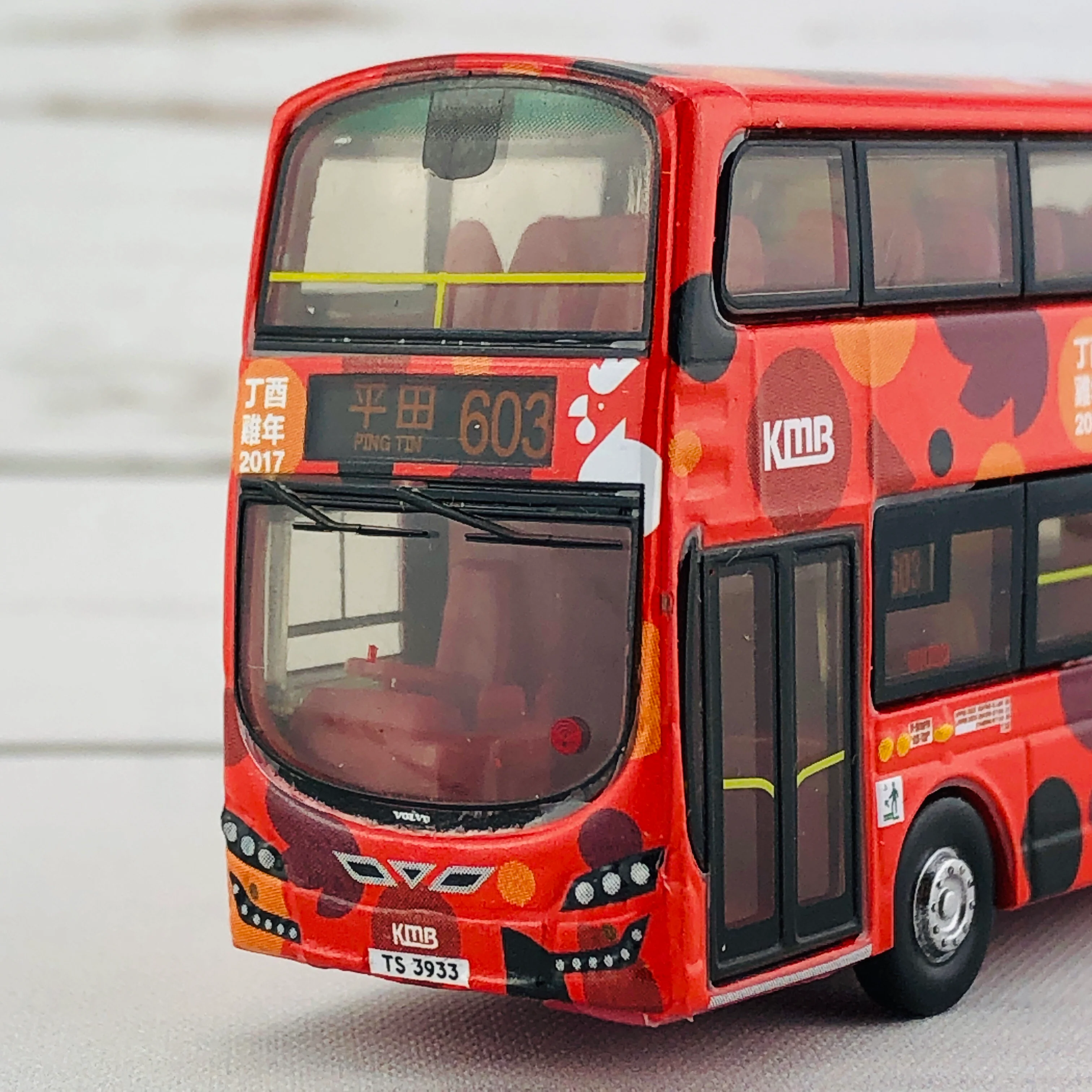 Tiny 142 KMB VOLVO B9TL WRIGHT Year of the Rooster 2017 (Ping Tin 603) 雞年生肖巴士「大雞大利」(平田 603) - Image 2