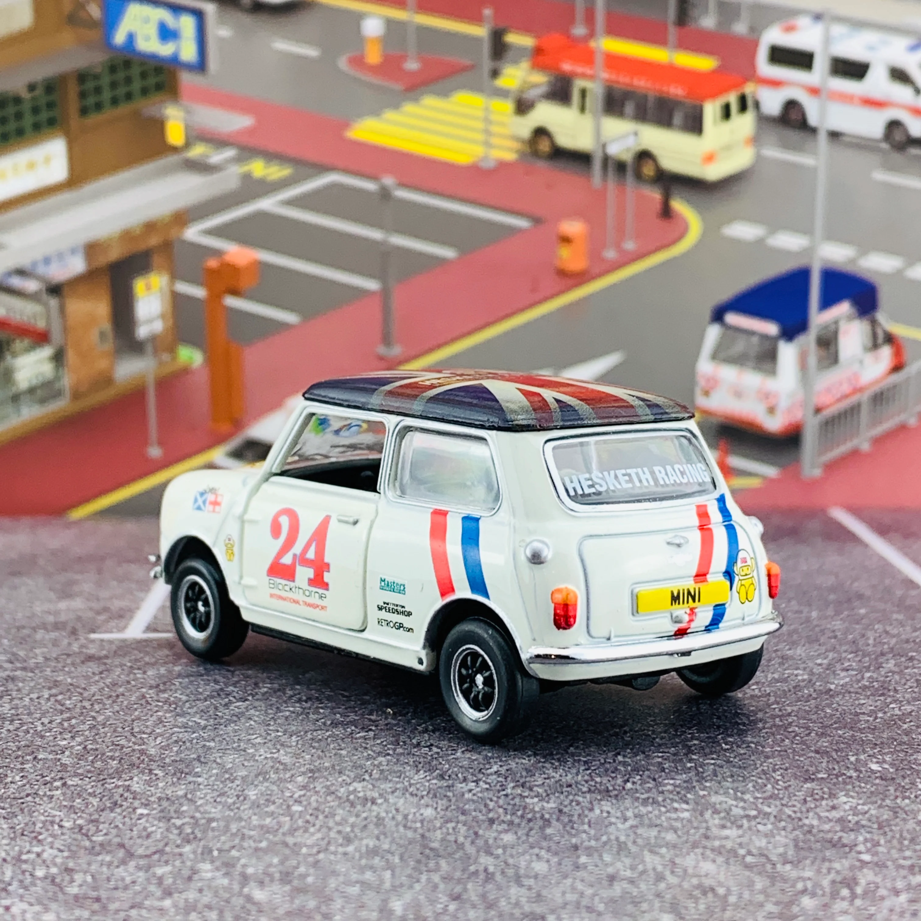 Tiny 155 Mini Cooper Racing #24 (RHD) ATC64604 - Image 4