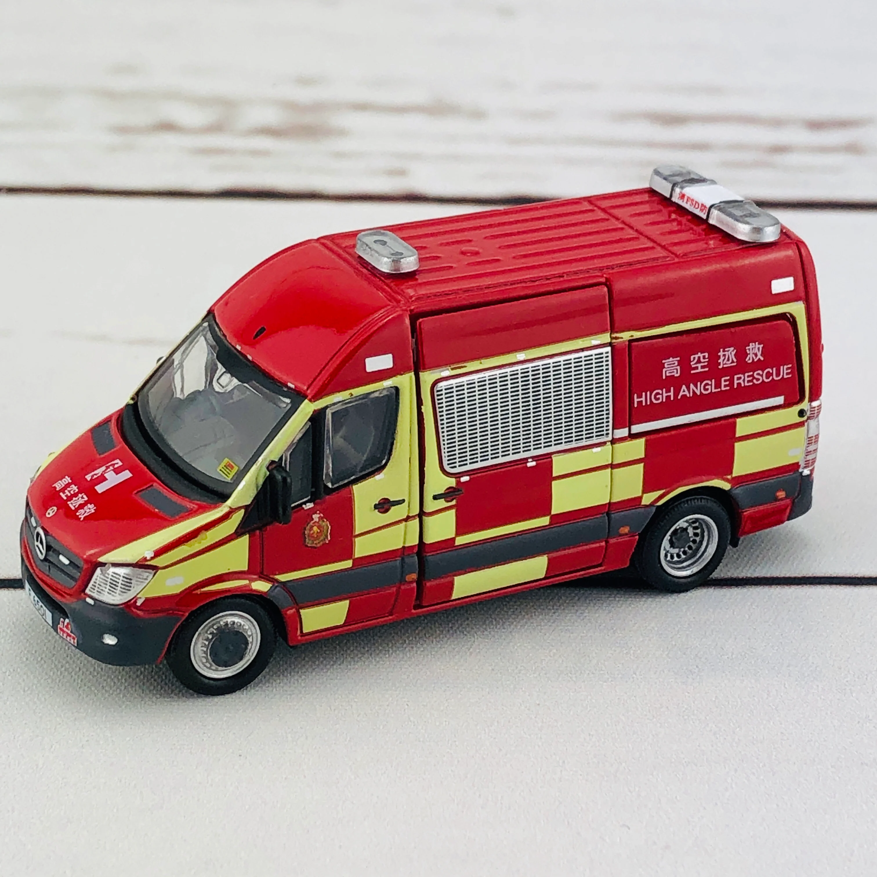 Tiny 165 High Angle Rescue Mercedes-Benz Sprinter (F6501) - Image 2