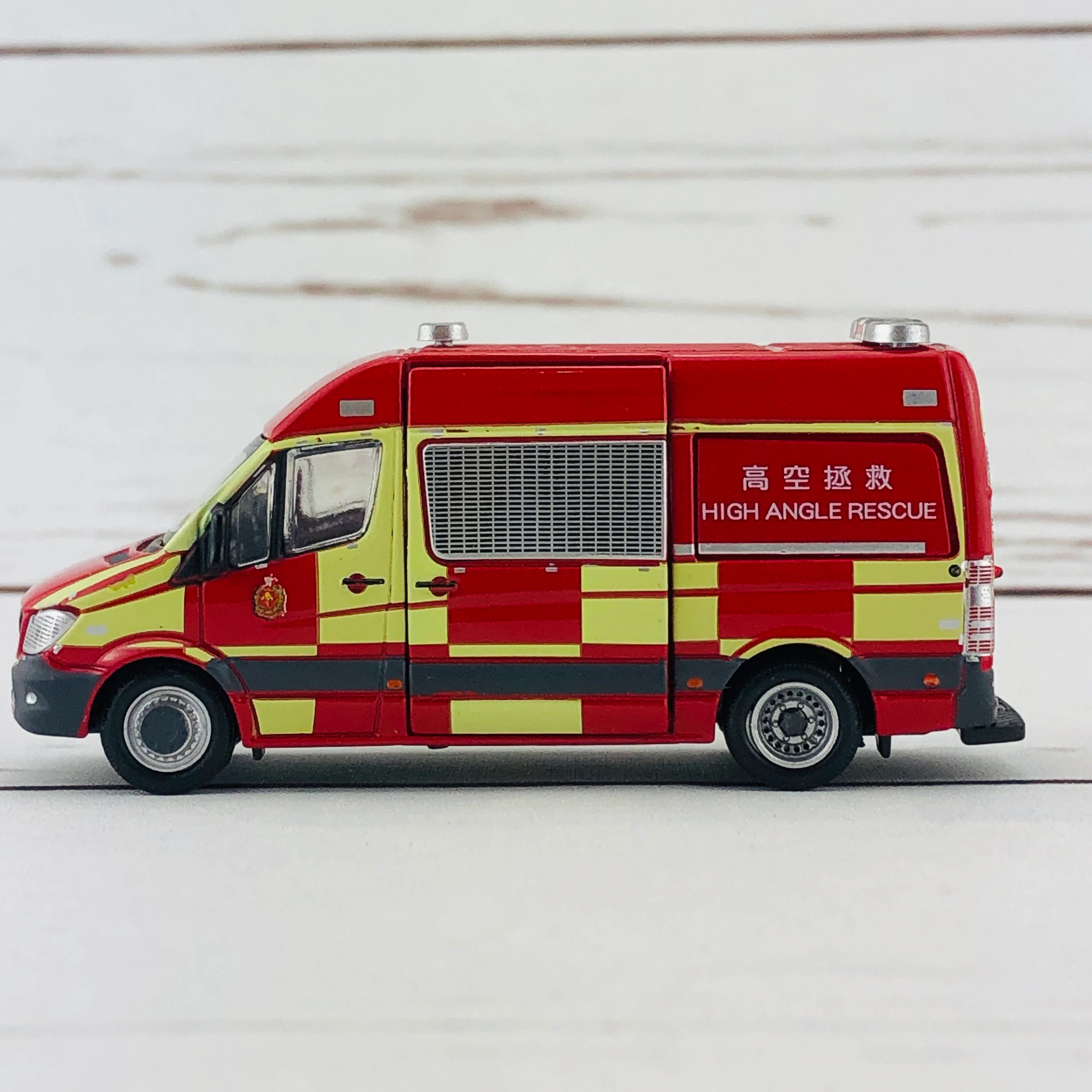 Tiny 165 High Angle Rescue Mercedes-Benz Sprinter (F6501) - Image 6