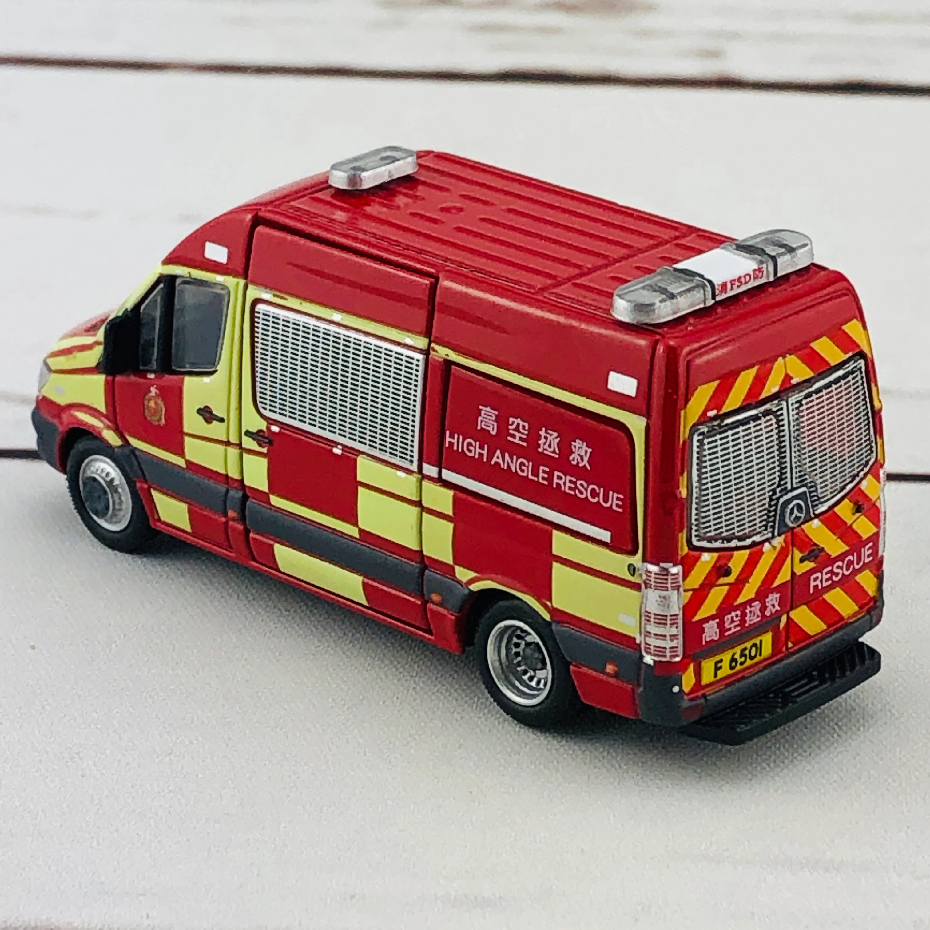 Tiny 165 High Angle Rescue Mercedes-Benz Sprinter (F6501) - Image 8