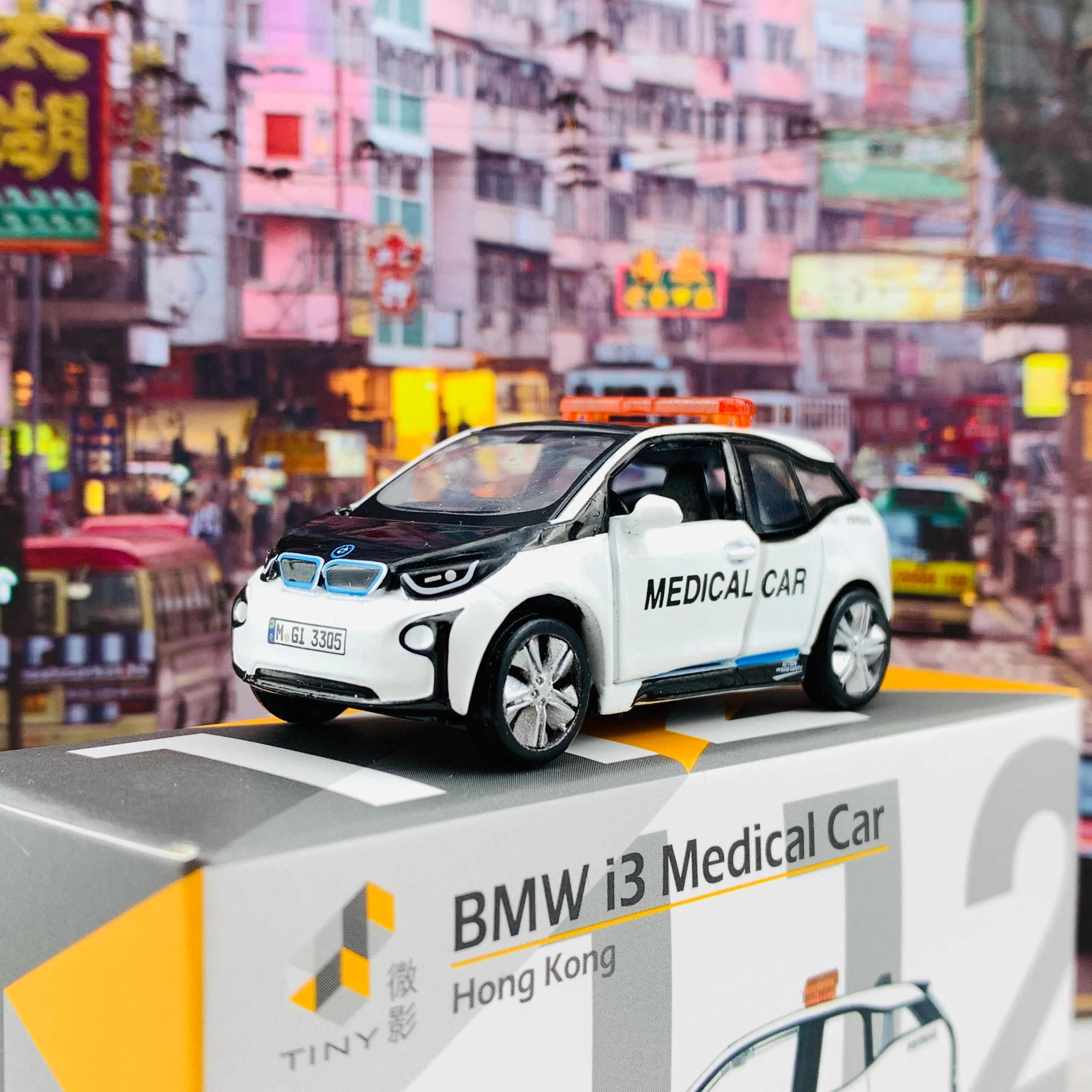 Tiny 微影 112 BMW i3 Medical Car ATC64398 - Image 2
