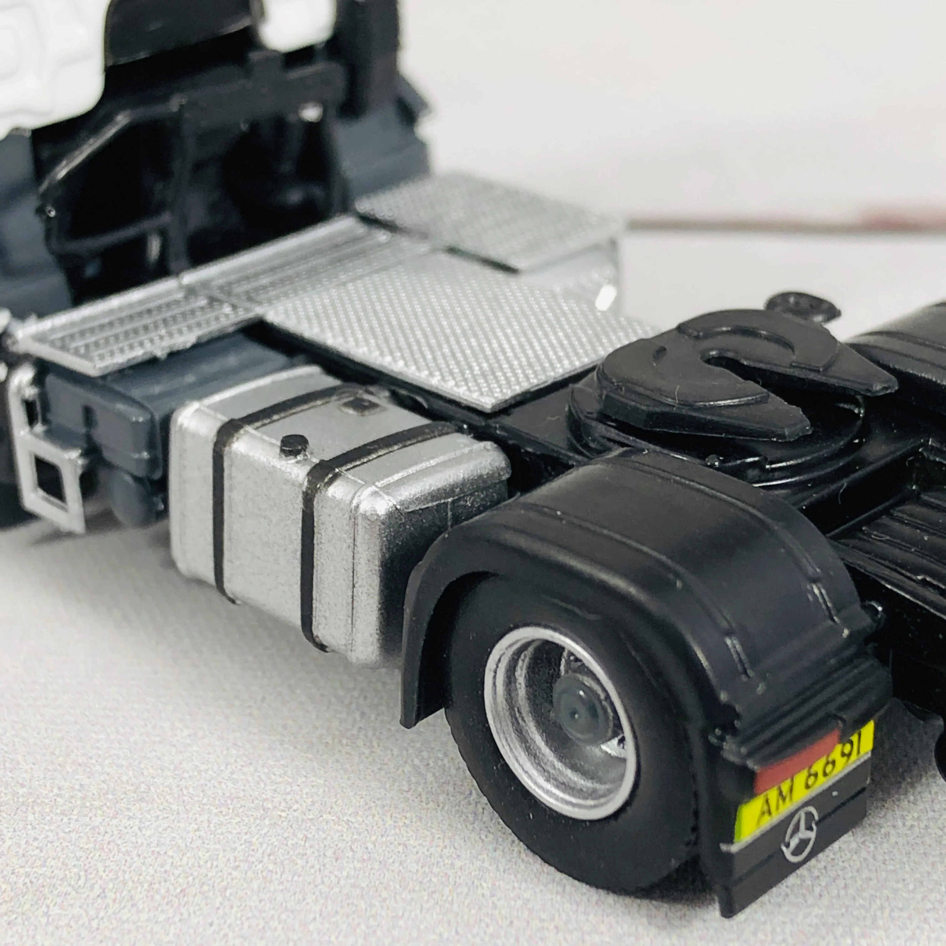 Tiny City 157 Mercedes-Benz Antos Police Tractor (PD&TT) 平治 Antos 警察拖頭 (AM6691) - Image 13