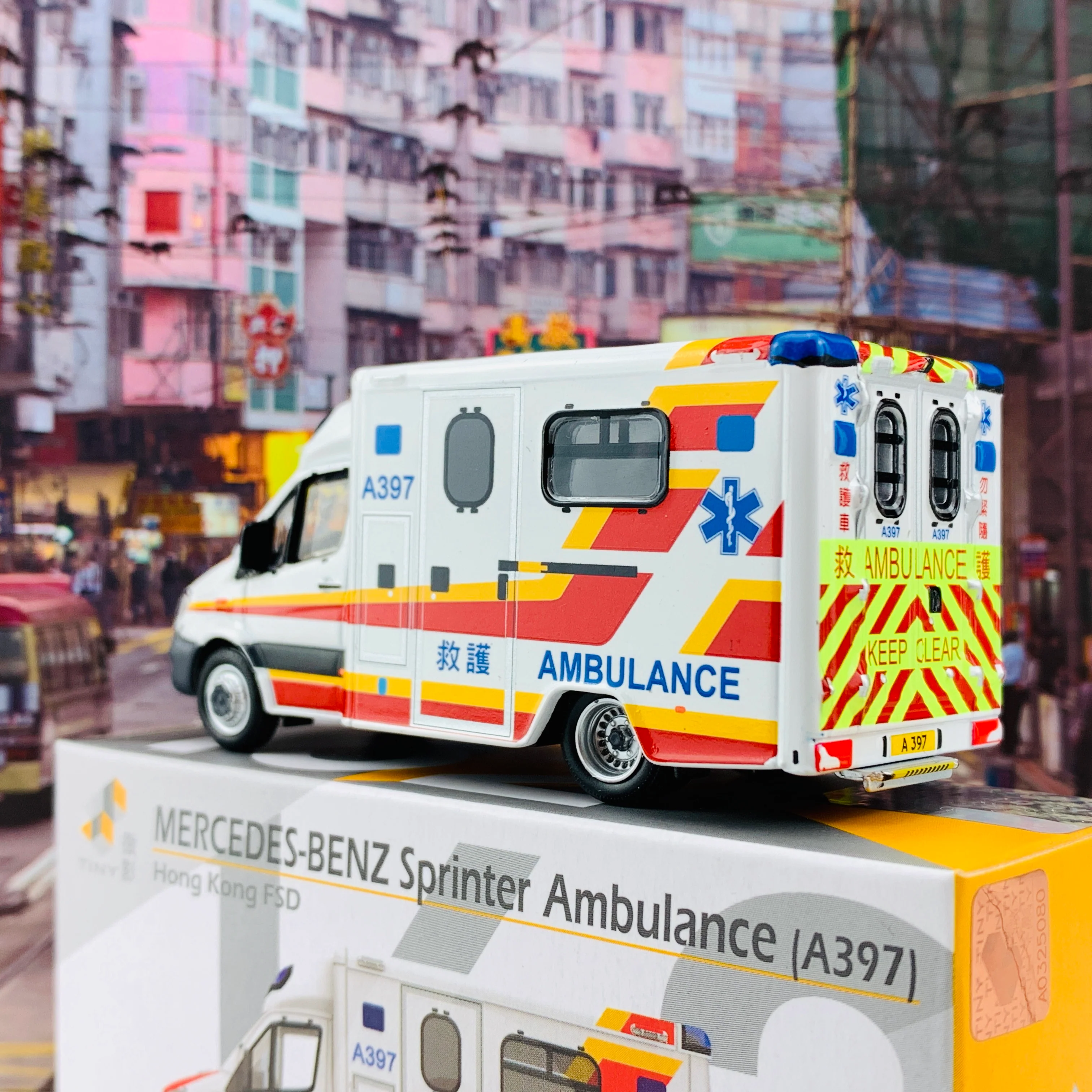 Tiny 微影 162 Mercedes-Benz Sprinter HKFSD Ambulance (A397) 平治救護車 ATC64619 - Image 3