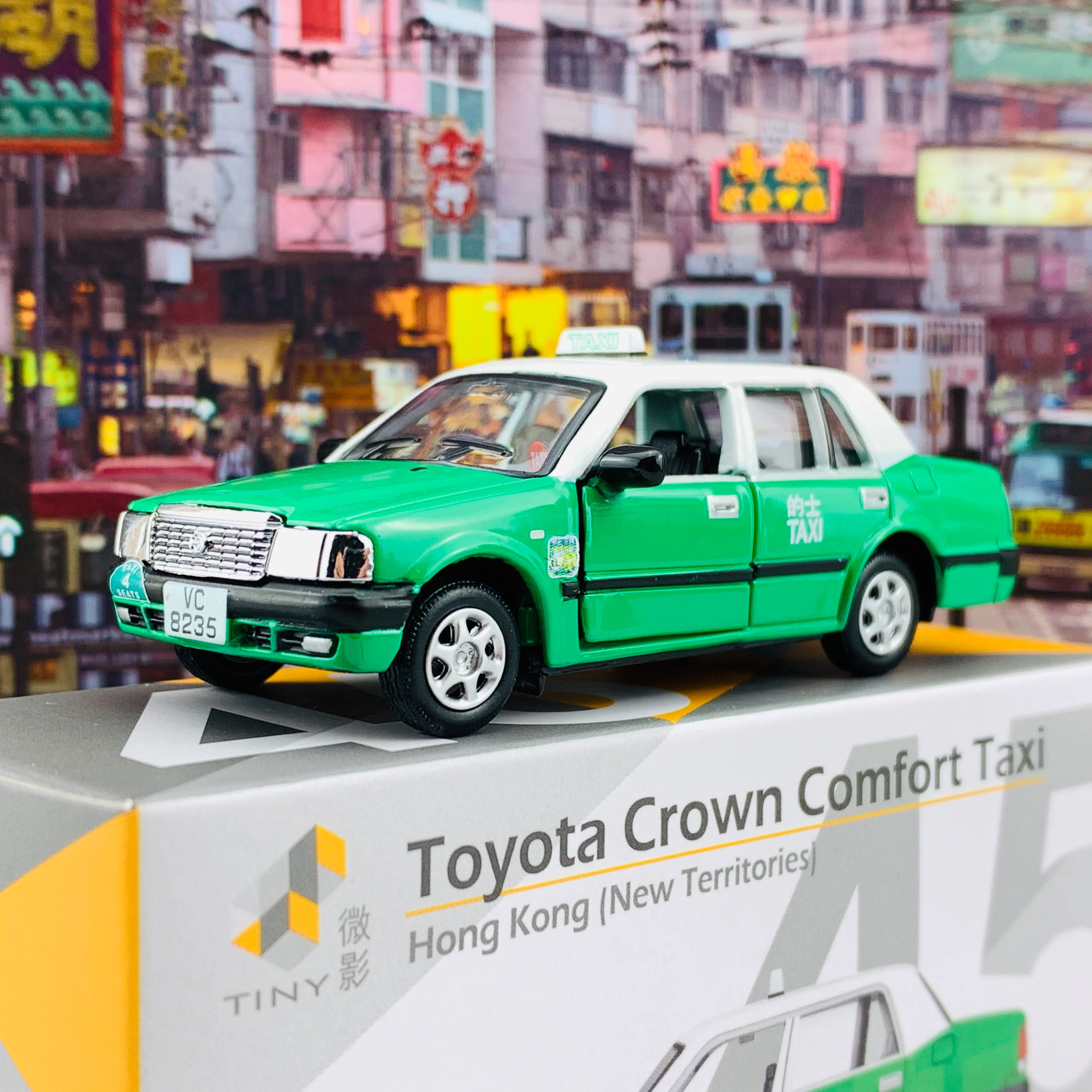 Tiny 微影 45 Toyota Crown Comfort Taxi (New Territories) 豐田皇冠 Comfort 的士 (新界) (VC8235) ATC64477 - Image 2