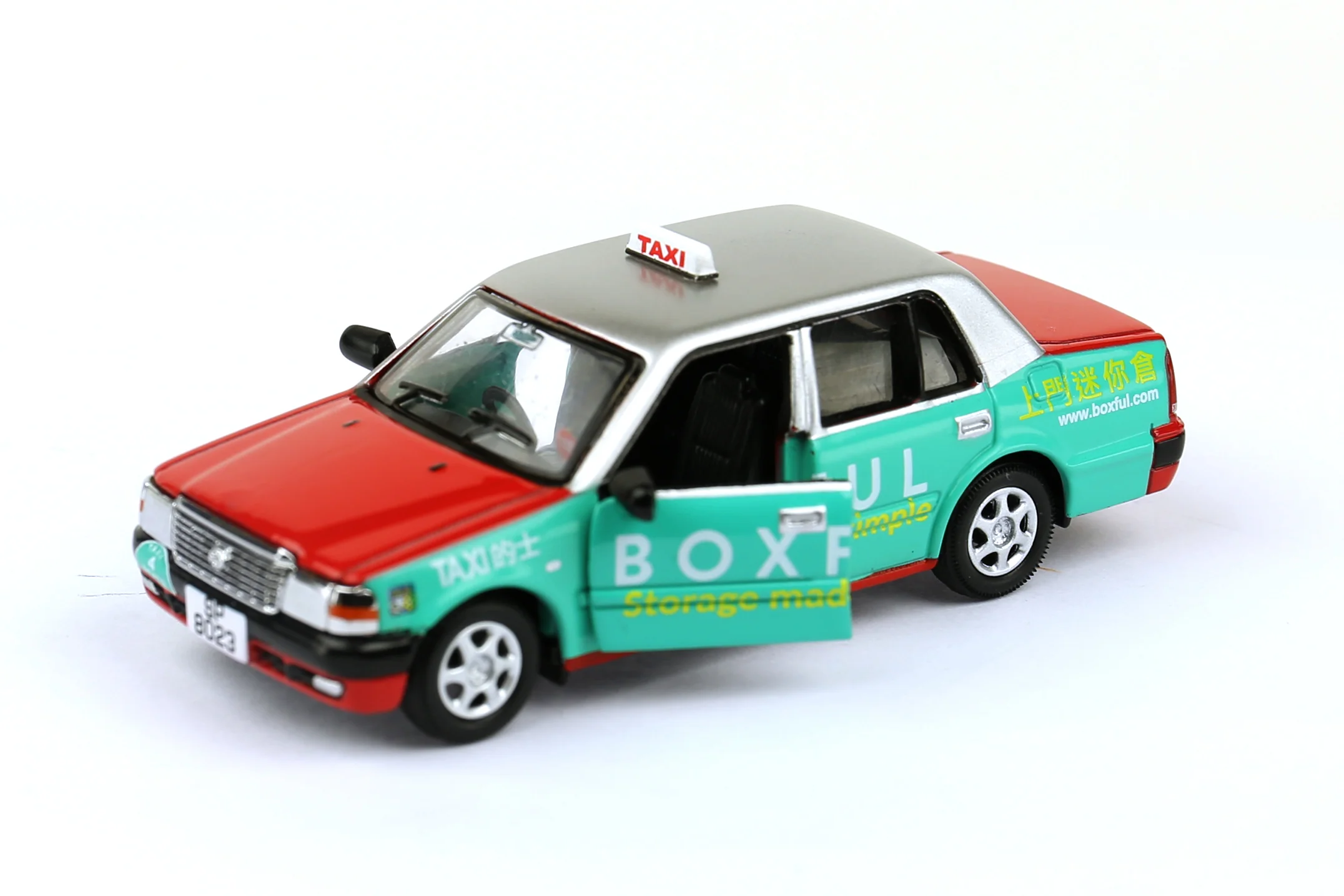 Tiny City 72 Die-cast Model Car – Toyota Crown Comfort Taxi (Boxful Version) 豐田皇冠Comfort的士（Boxful版）ATC64108 - Image 2