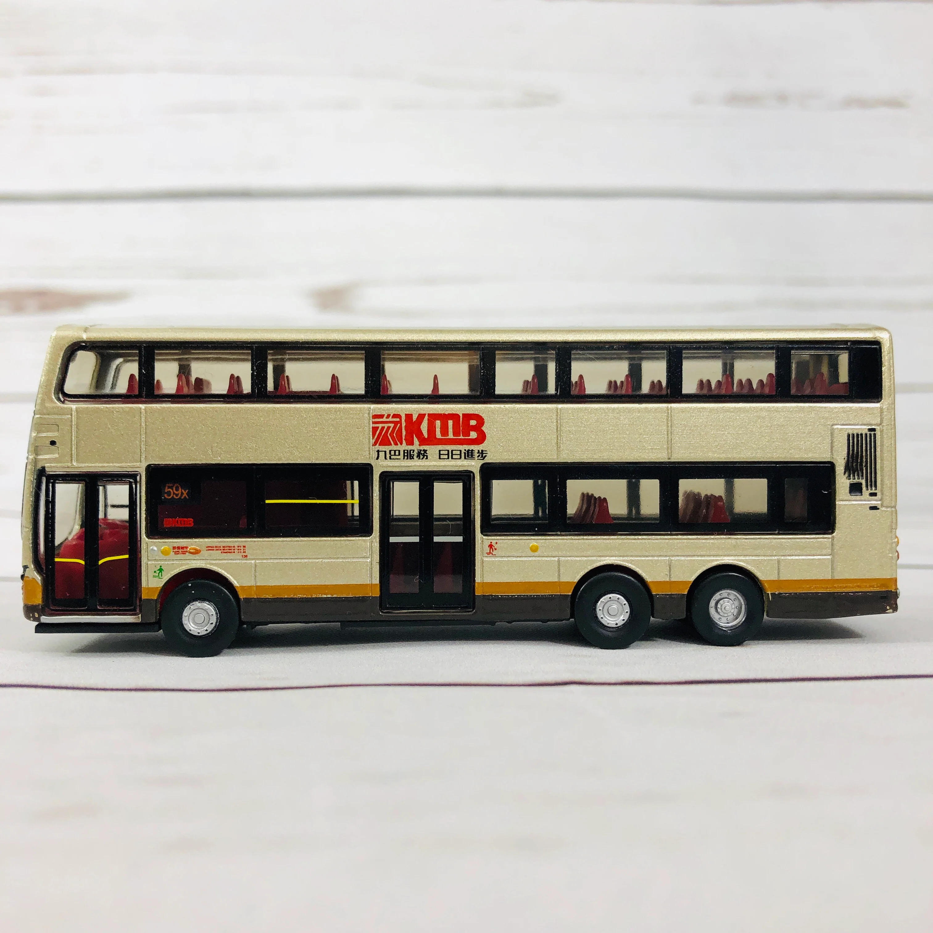 Tiny City KMB Volvo B9TL Wright Gold 城市 120 合金車仔 — 前衛富豪B9TL（金色）（59X） - Image 4