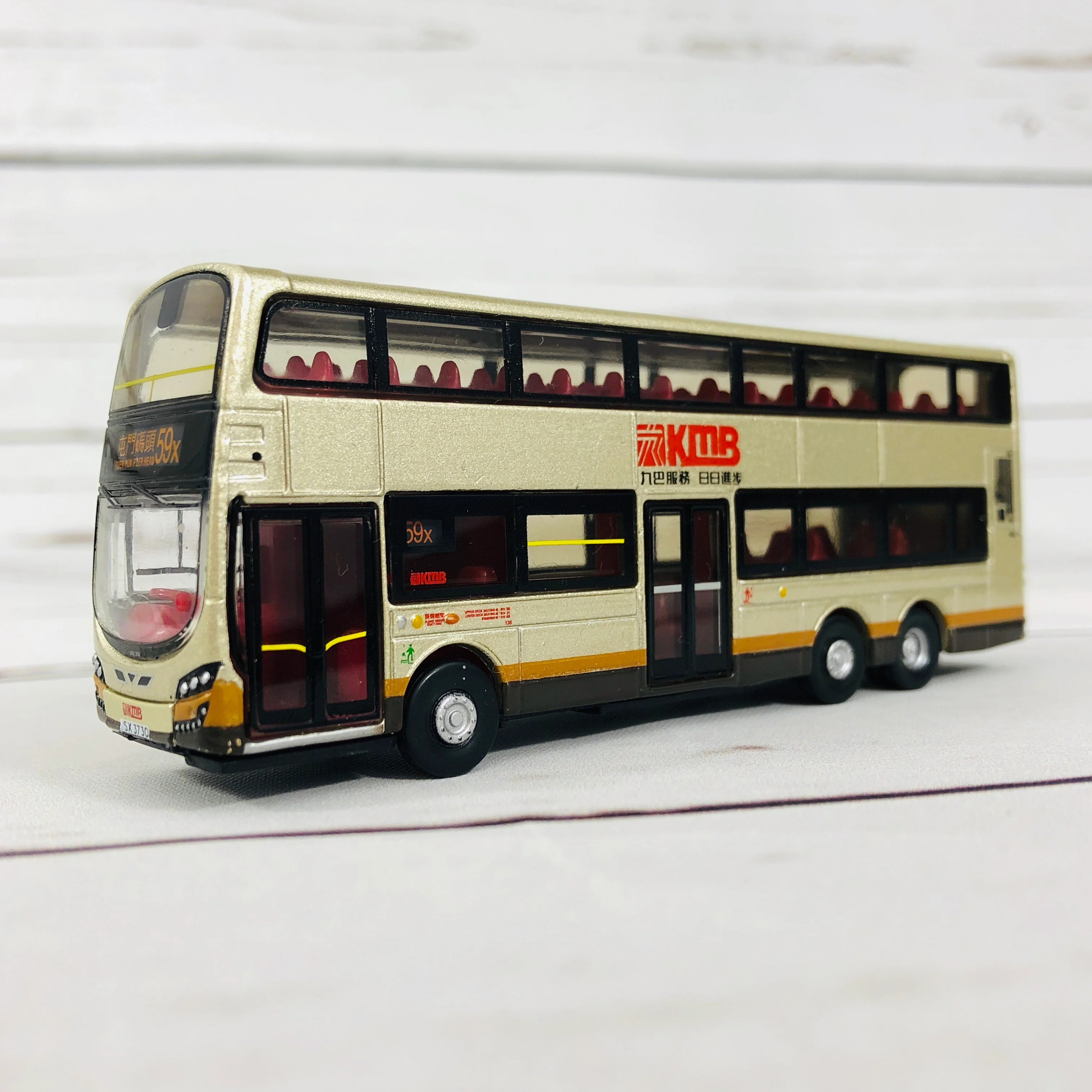 Tiny City KMB Volvo B9TL Wright Gold 城市 120 合金車仔 — 前衛富豪B9TL（金色）（59X） - Image 5