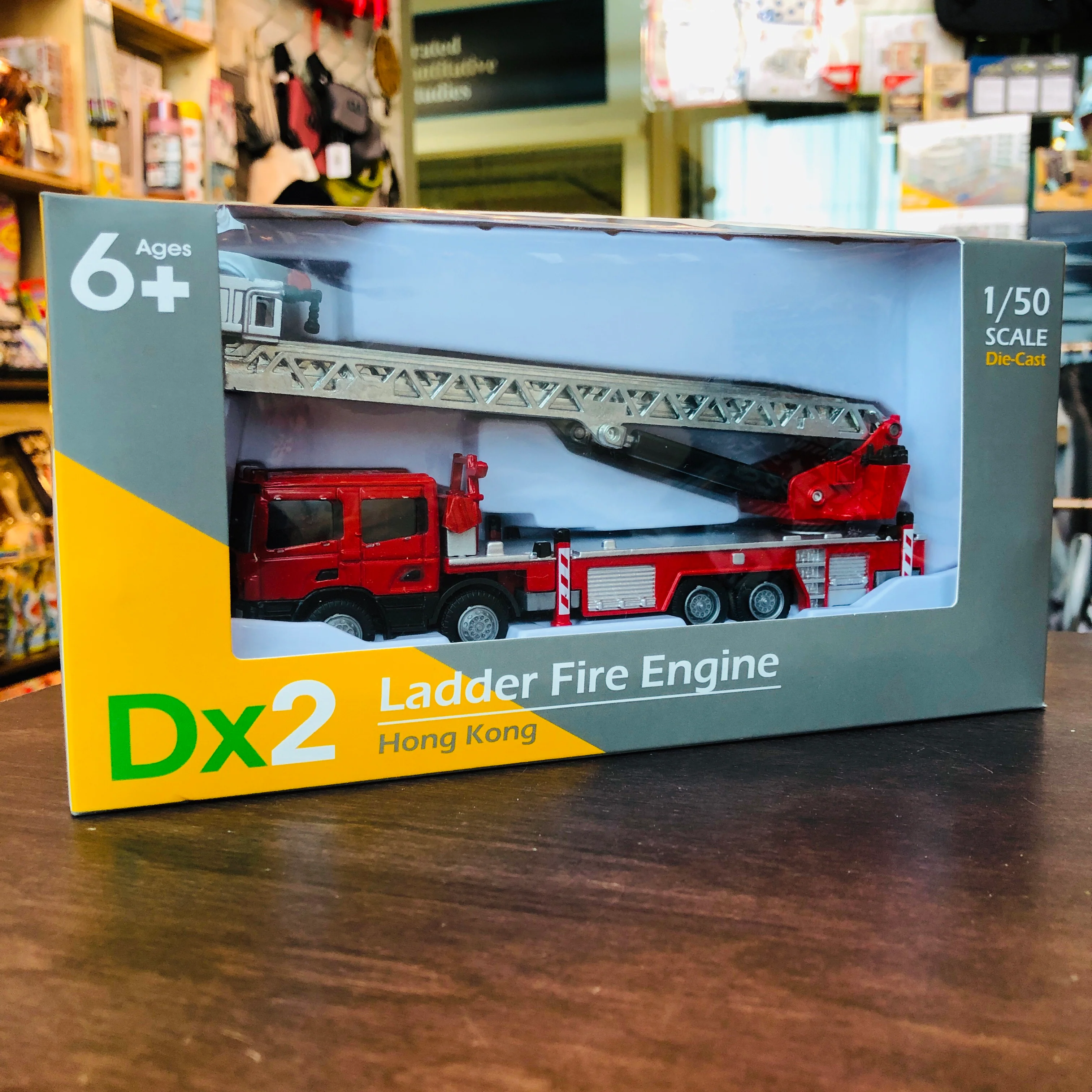 Tiny City Ladder Fire Engine 城市 1/50 Dx2 雲梯消防車 - Image 3
