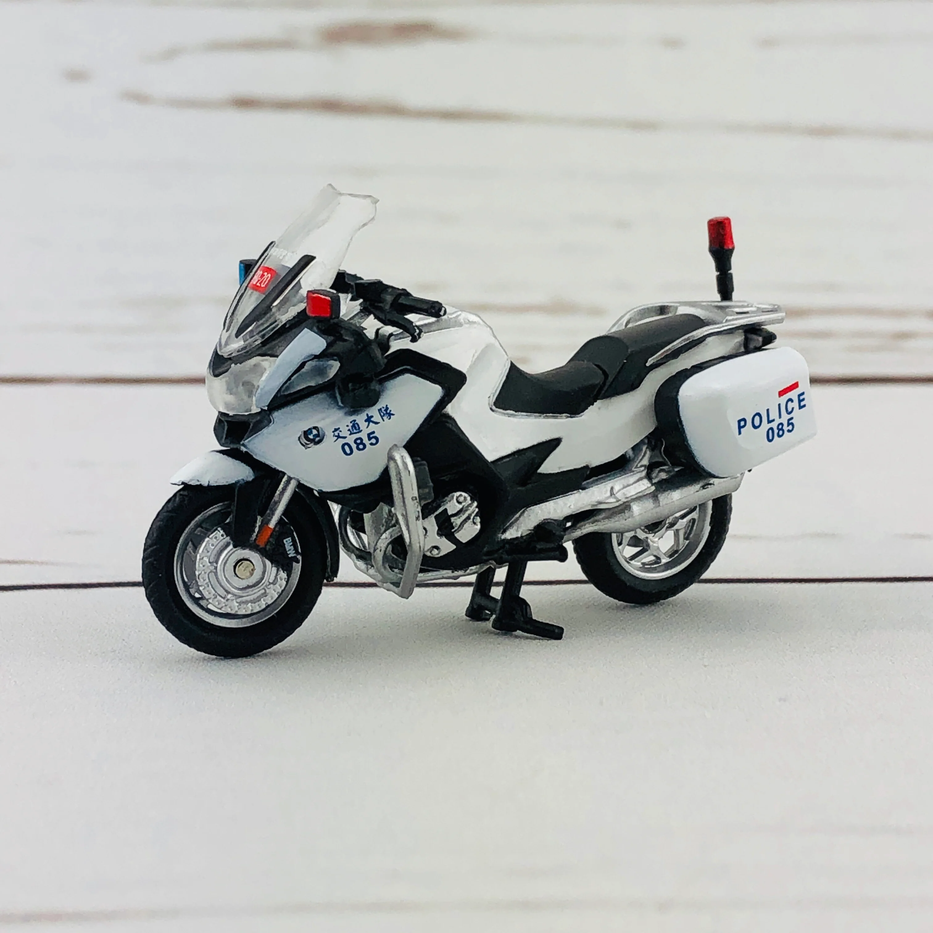 Tiny City TW4 – BMW R1200RT Taipei City Police Department - Image 2