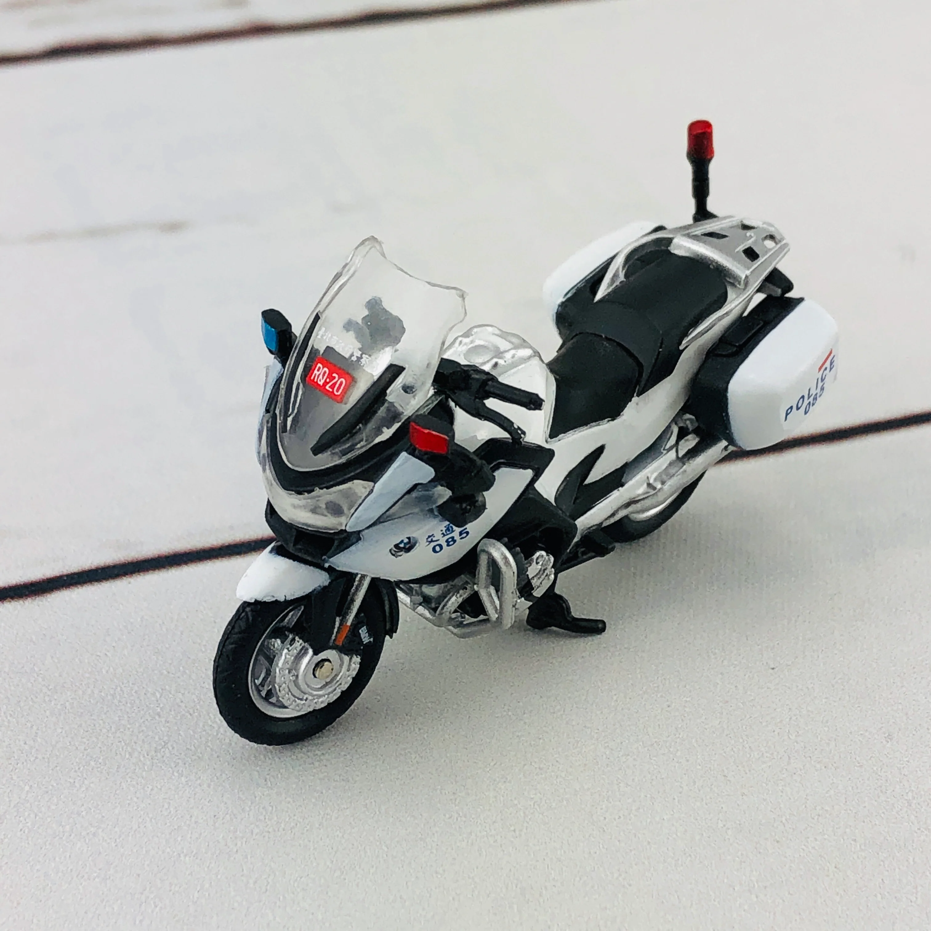 Tiny City TW4 – BMW R1200RT Taipei City Police Department - Image 4
