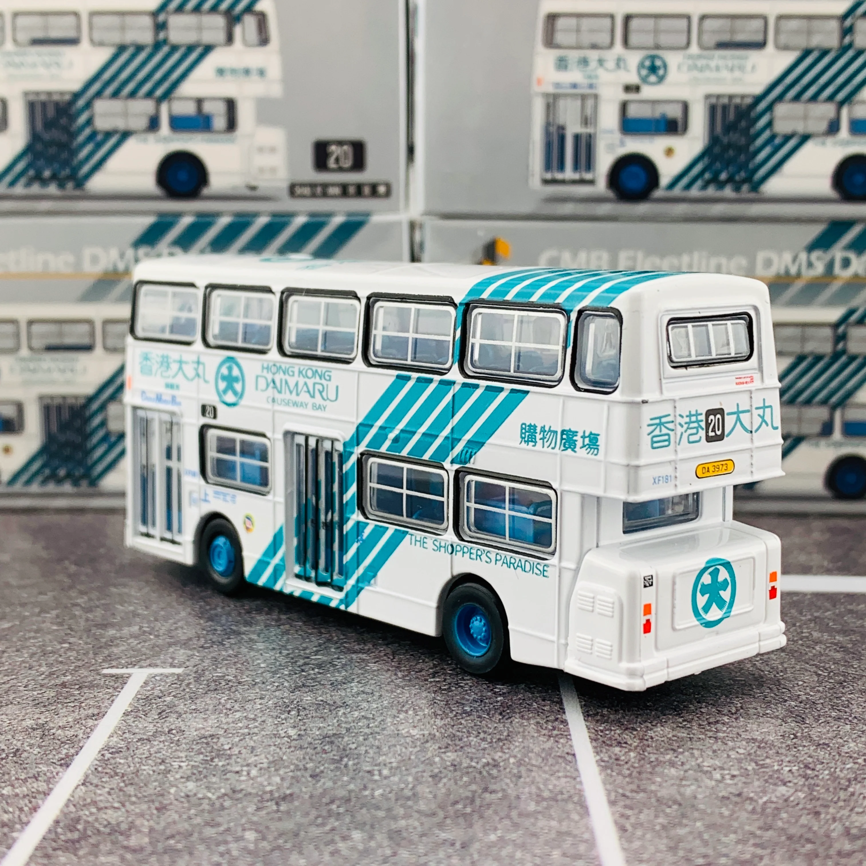 Tiny CMB Fleetline DMS Daimaru Plus "Searching For Views in Hong Kong" 港漫境搜套裝 Ver.2 (香港大丸DMS巴士 + 漫畫 II) - Image 5