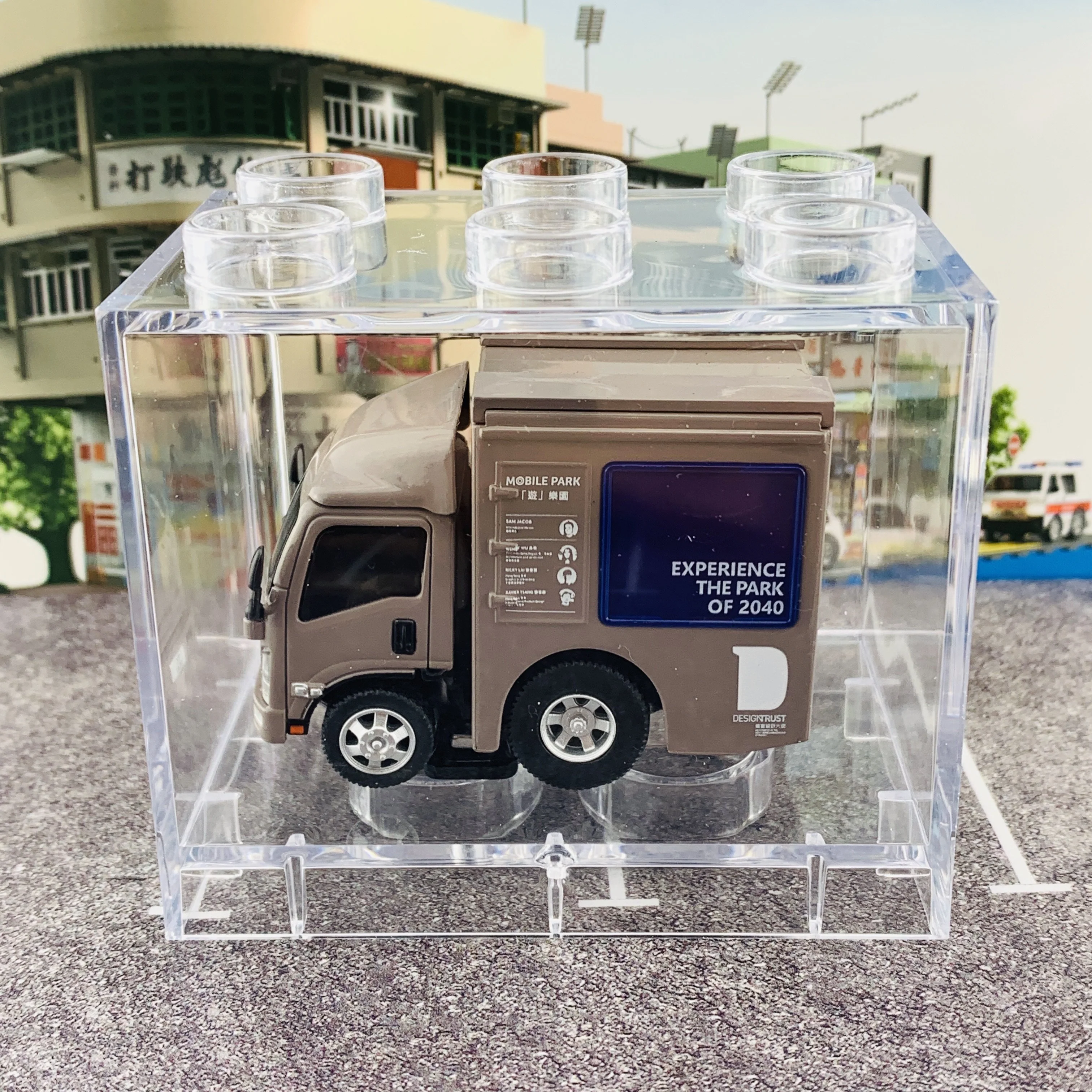 Tiny Q Pro-Series 13 - Outdoor Advertising Truck TinyQ-13a - Image 7