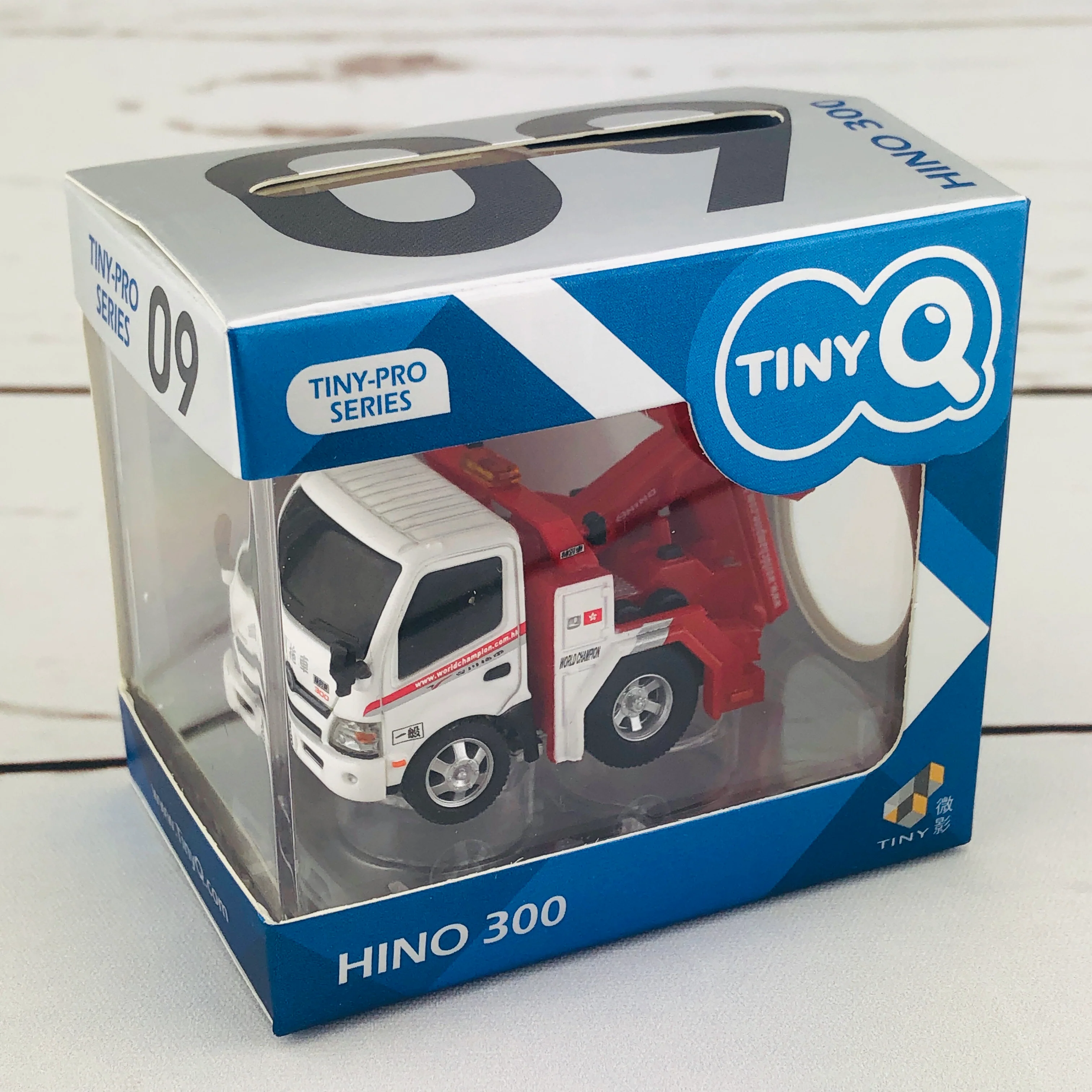 TinyQ Pro-Series 09 - HINO 300 Tow Truck (World Champion) TinyQ-9-S1 - Image 5
