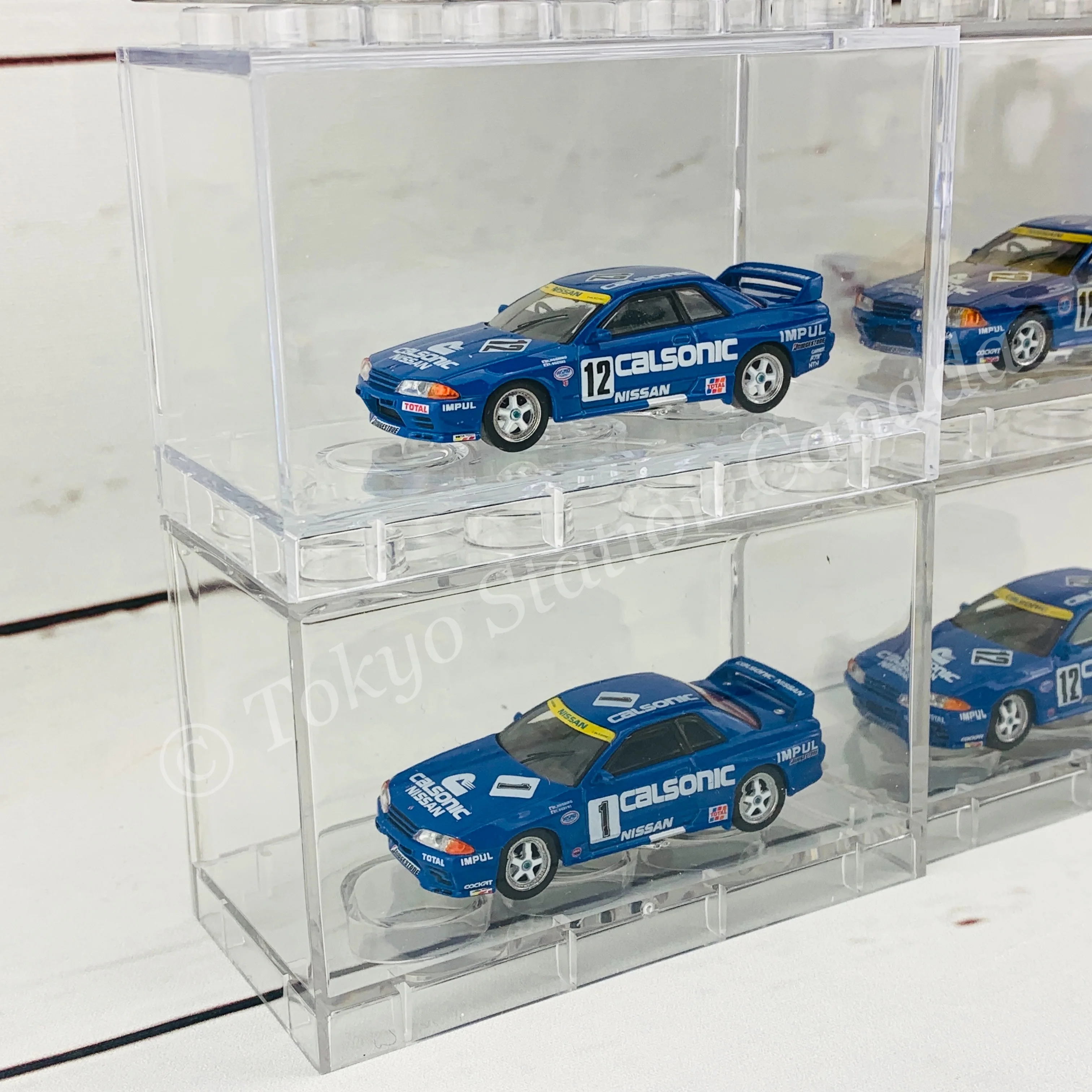 Tokyo Station Exclusive Package MINI GT 1/64 Nissan Skyline GTR R32 Gr. A Calsonic Japan Touringcar Championship Set including 4 x  TINY T-Brick10 Stackable Display - Image 6
