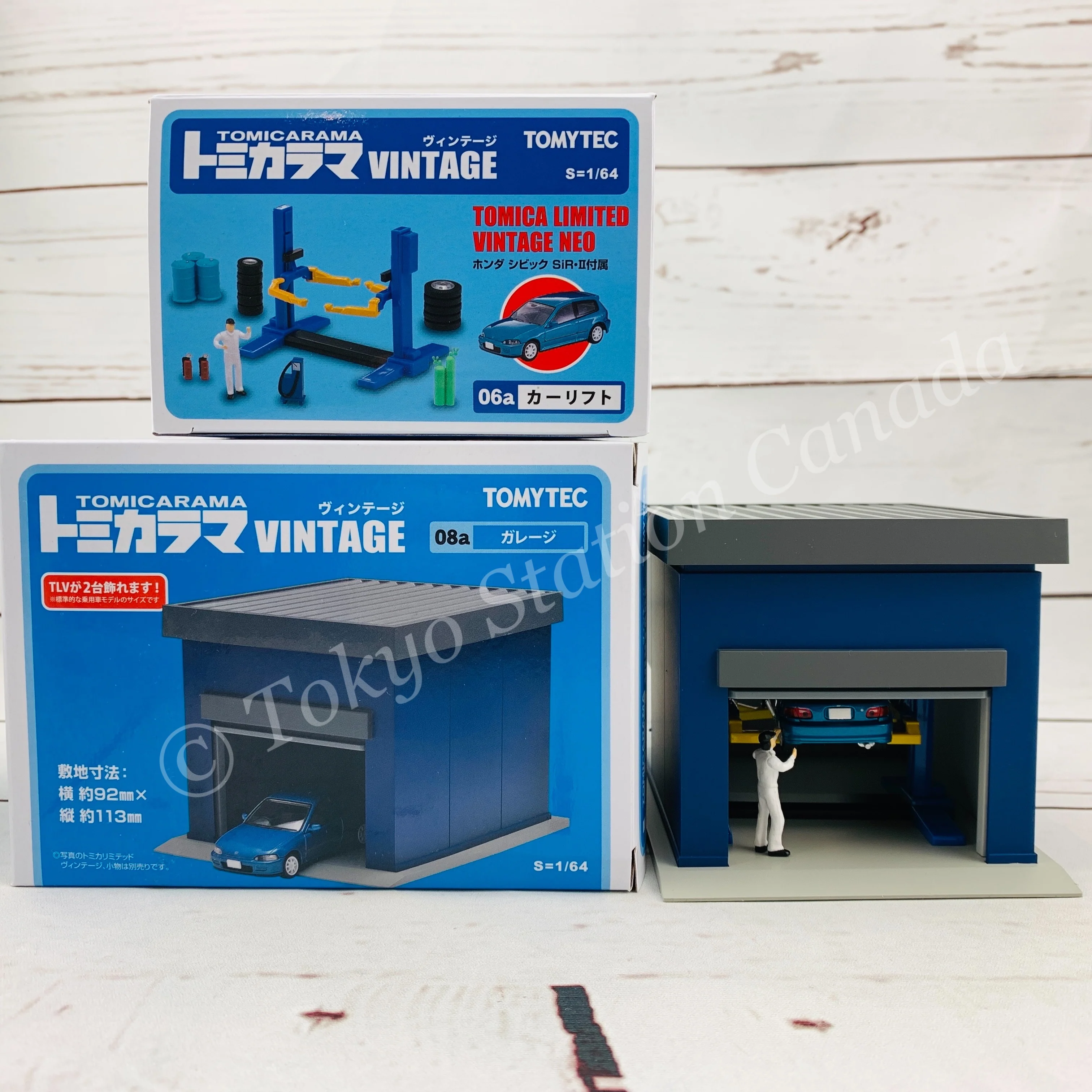 Tokyo Station Exclusive Package TOMYTEC TOMICARAMA VINTAGE 06a and 08a (Car Lift including a TLV-NEO Honda Civic SiR-II and Garage) - Image 2