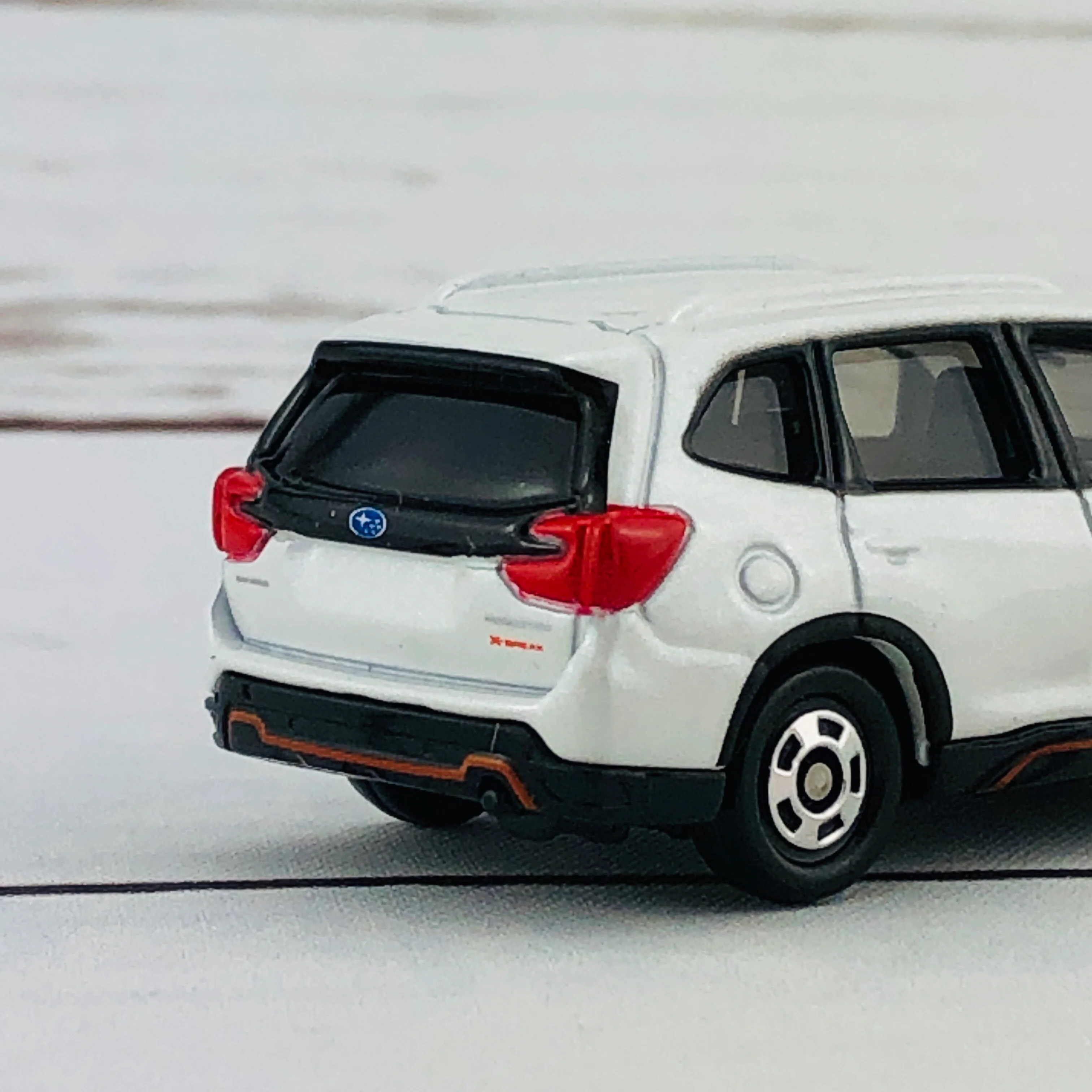 Tomica 115 Subaru Forester First Edition (初回特別仕様) - Image 5