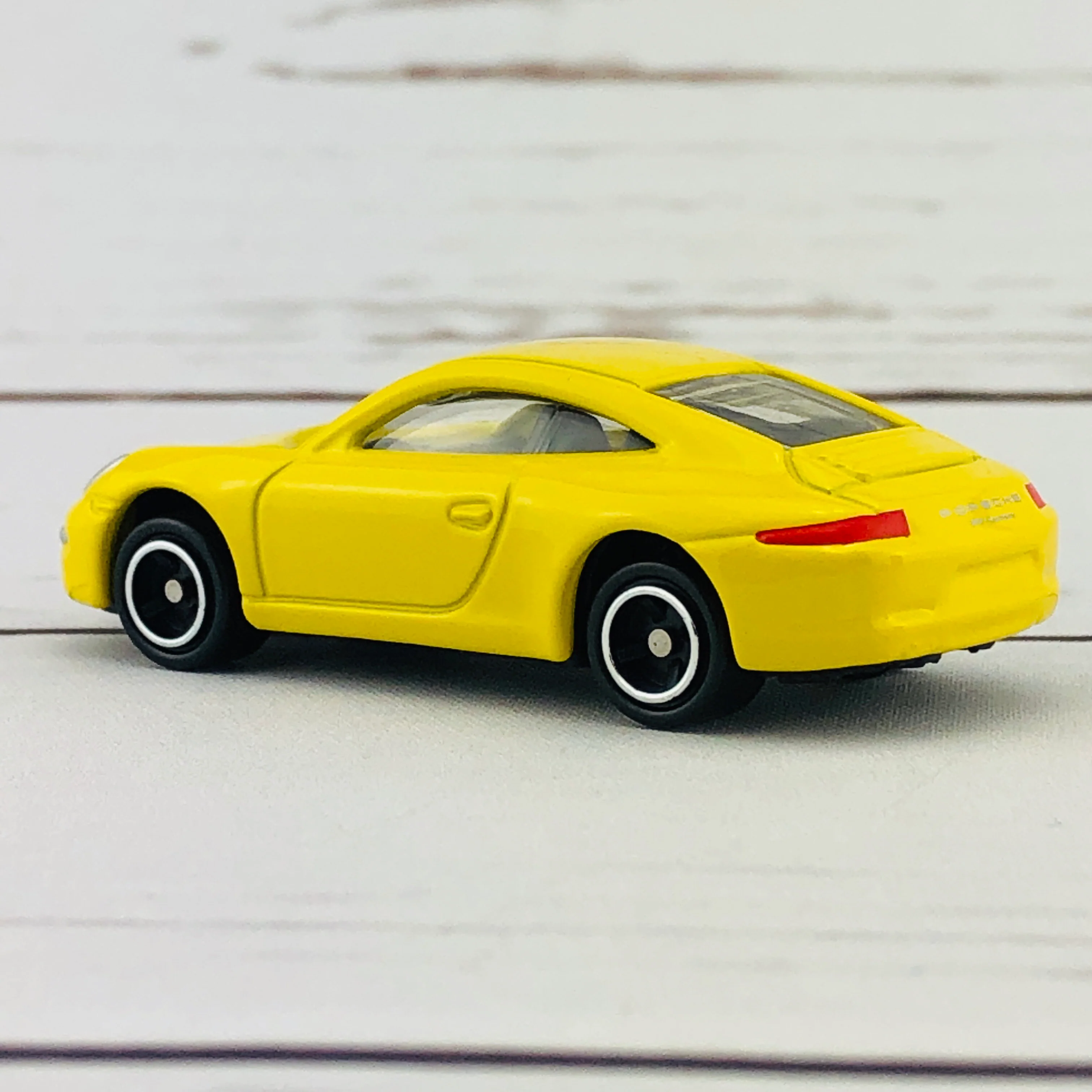 Tomica 117 Porsche 911 Carrera First Edition (初回特別仕様) - Image 5