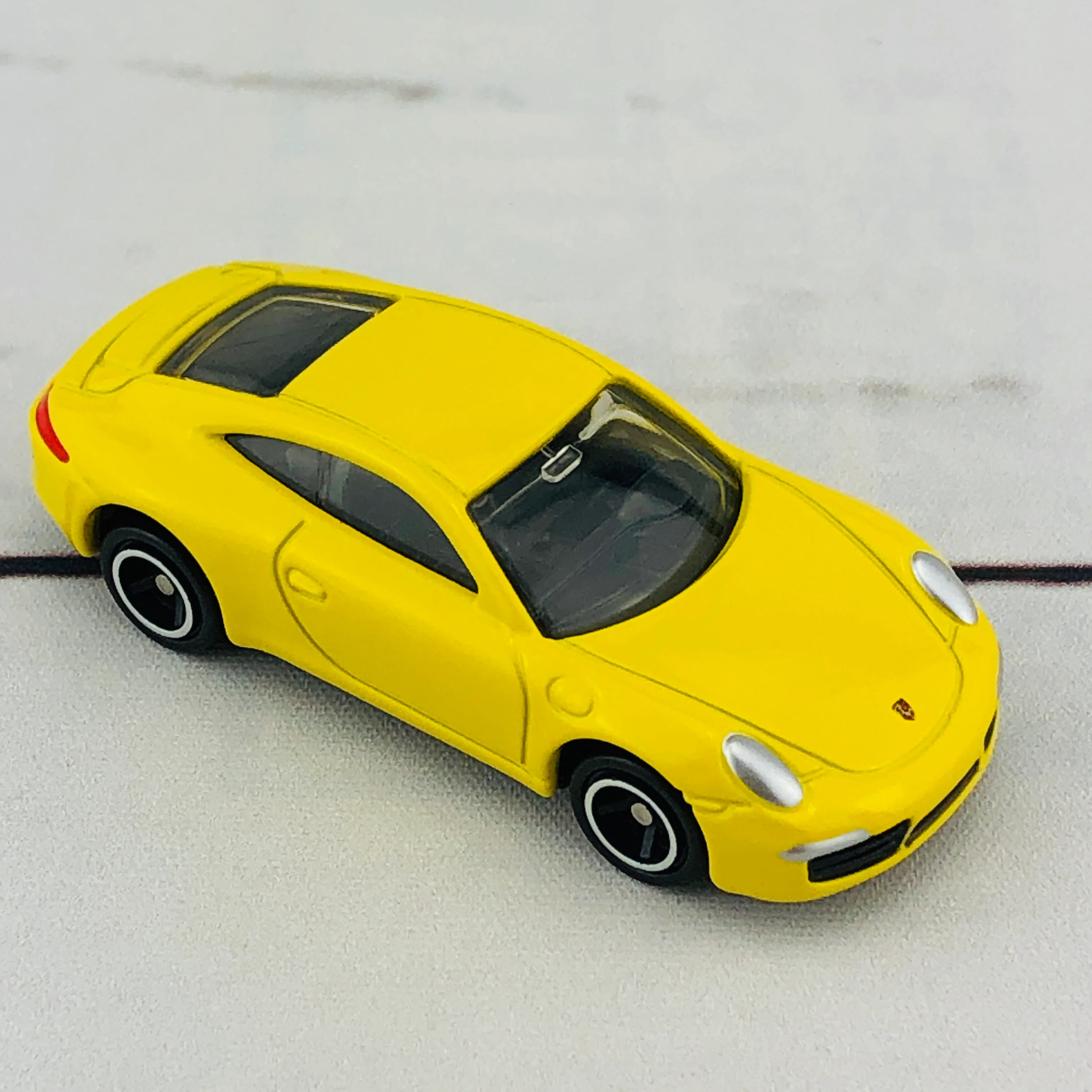 Tomica 117 Porsche 911 Carrera First Edition (初回特別仕様) - Image 6