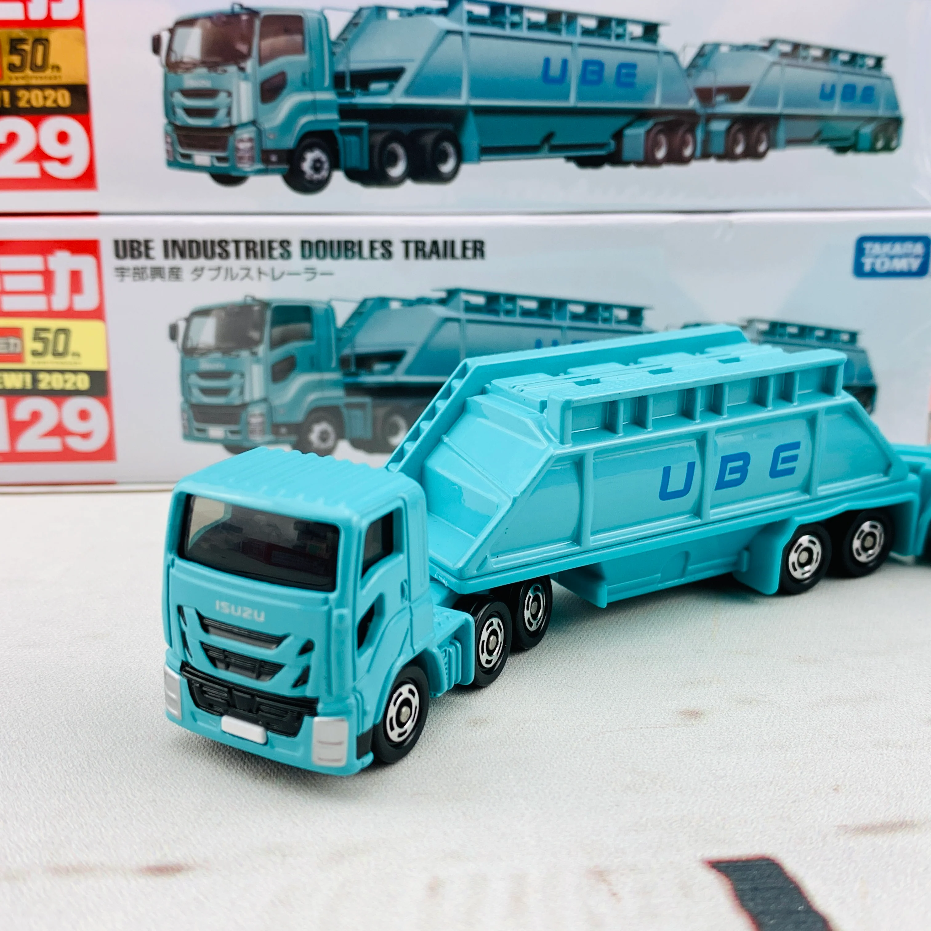 TOMICA 129 UBE Industries Coubles Tralier 宇部興産 ダブルストレーラー - Image 2
