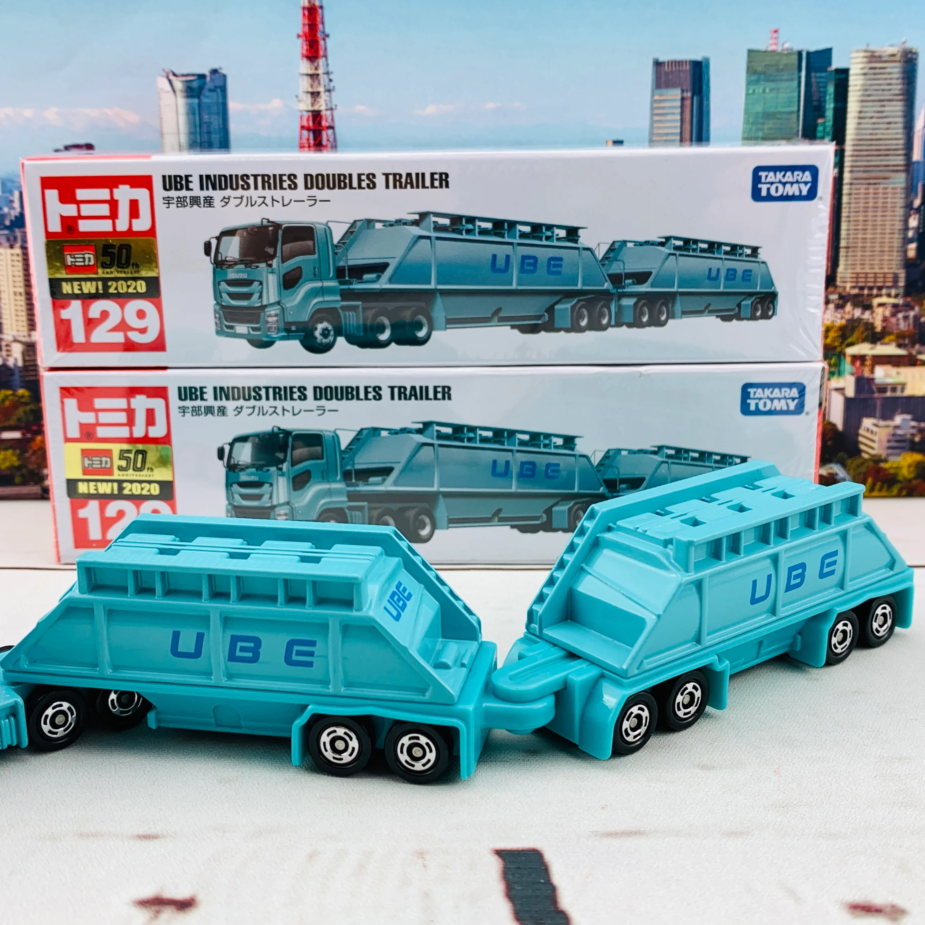 TOMICA 129 UBE Industries Coubles Tralier 宇部興産 ダブルストレーラー - Image 3