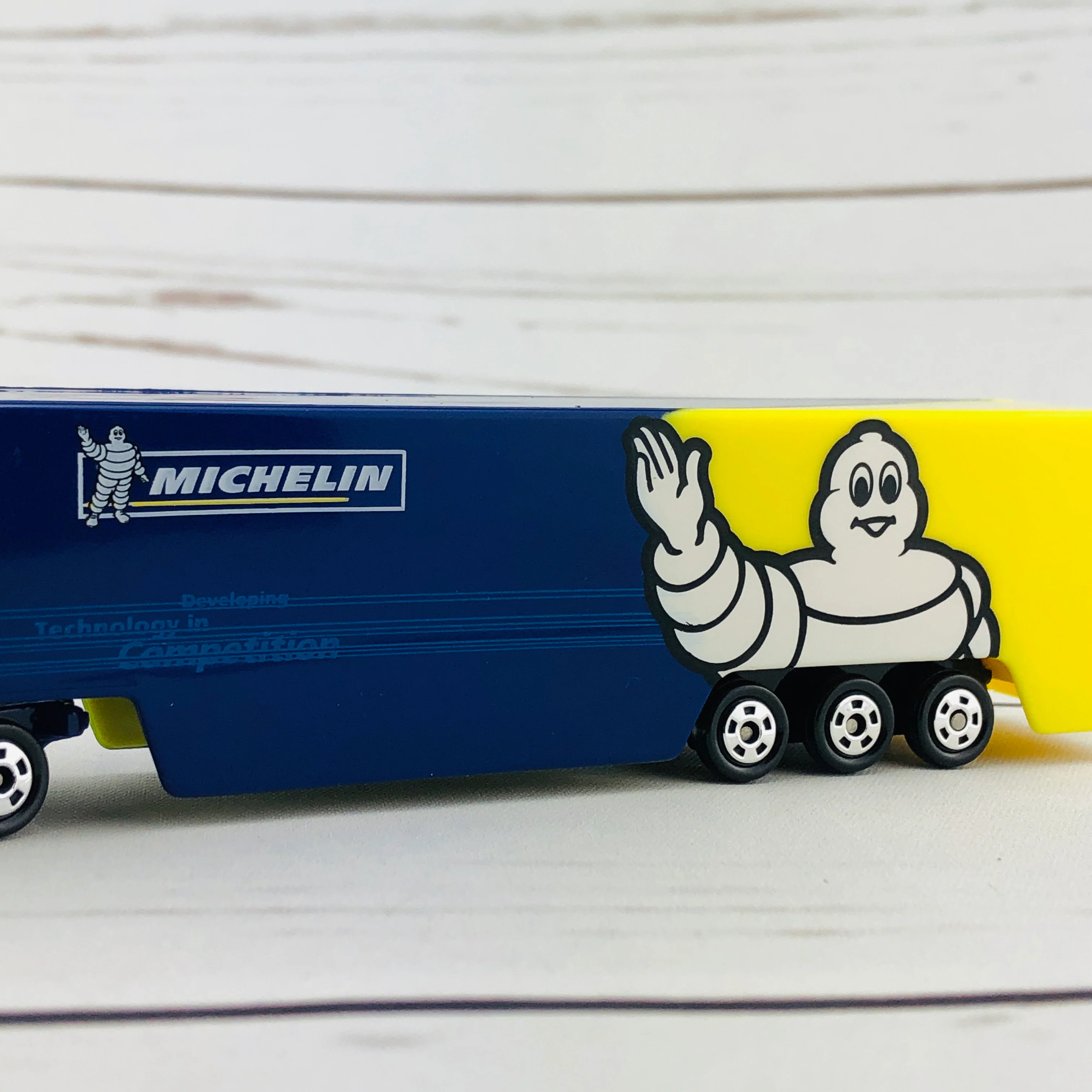 TOMICA 135 Michelin Motor Sports Transporter - Image 3