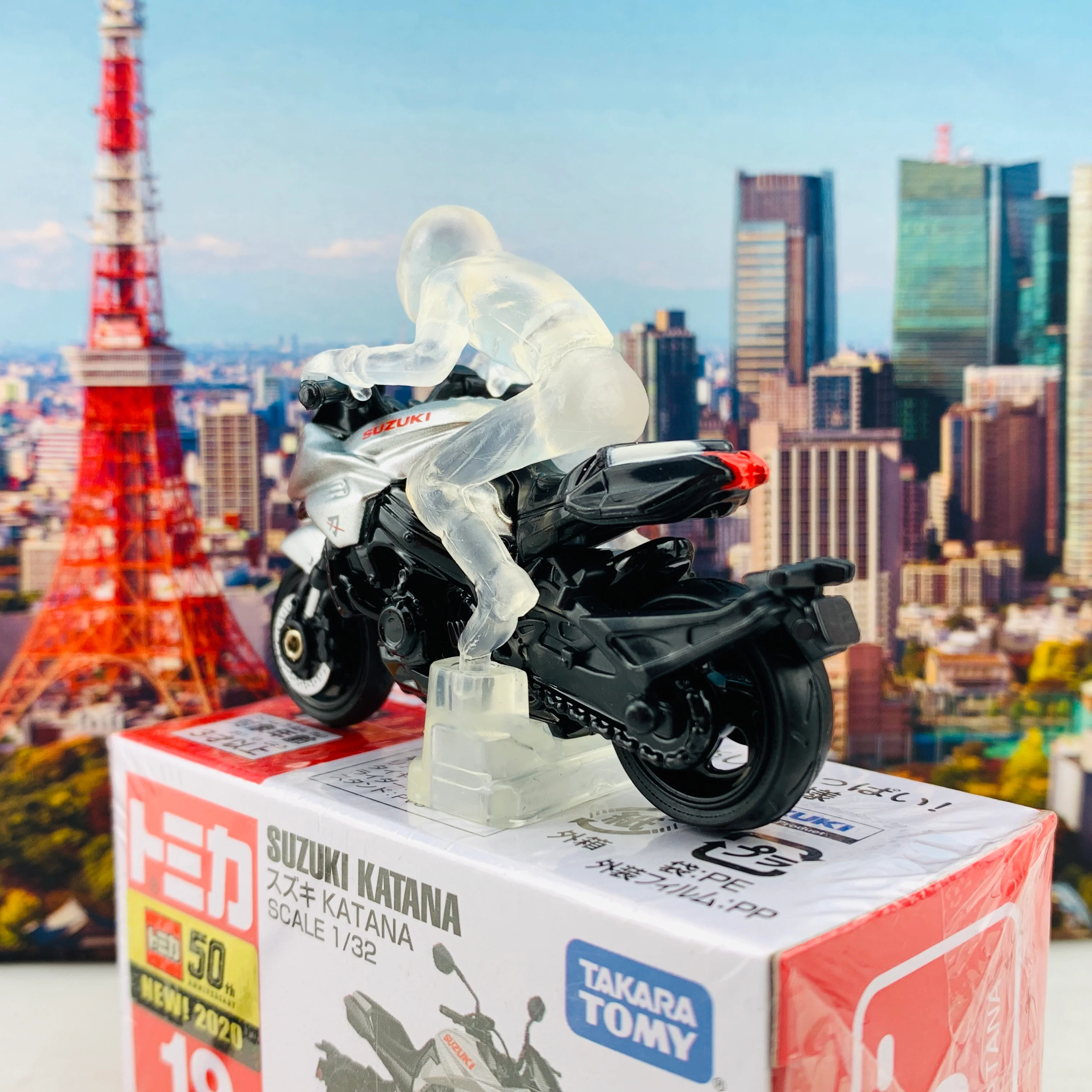 TOMICA 19 Suzuki Katana - Image 3