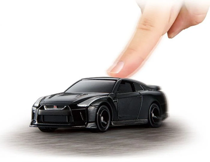 Tomica 4D 02 Nissan GTR METEOR FLAKE BLACK PEARL Scale 1/62 - Image 6