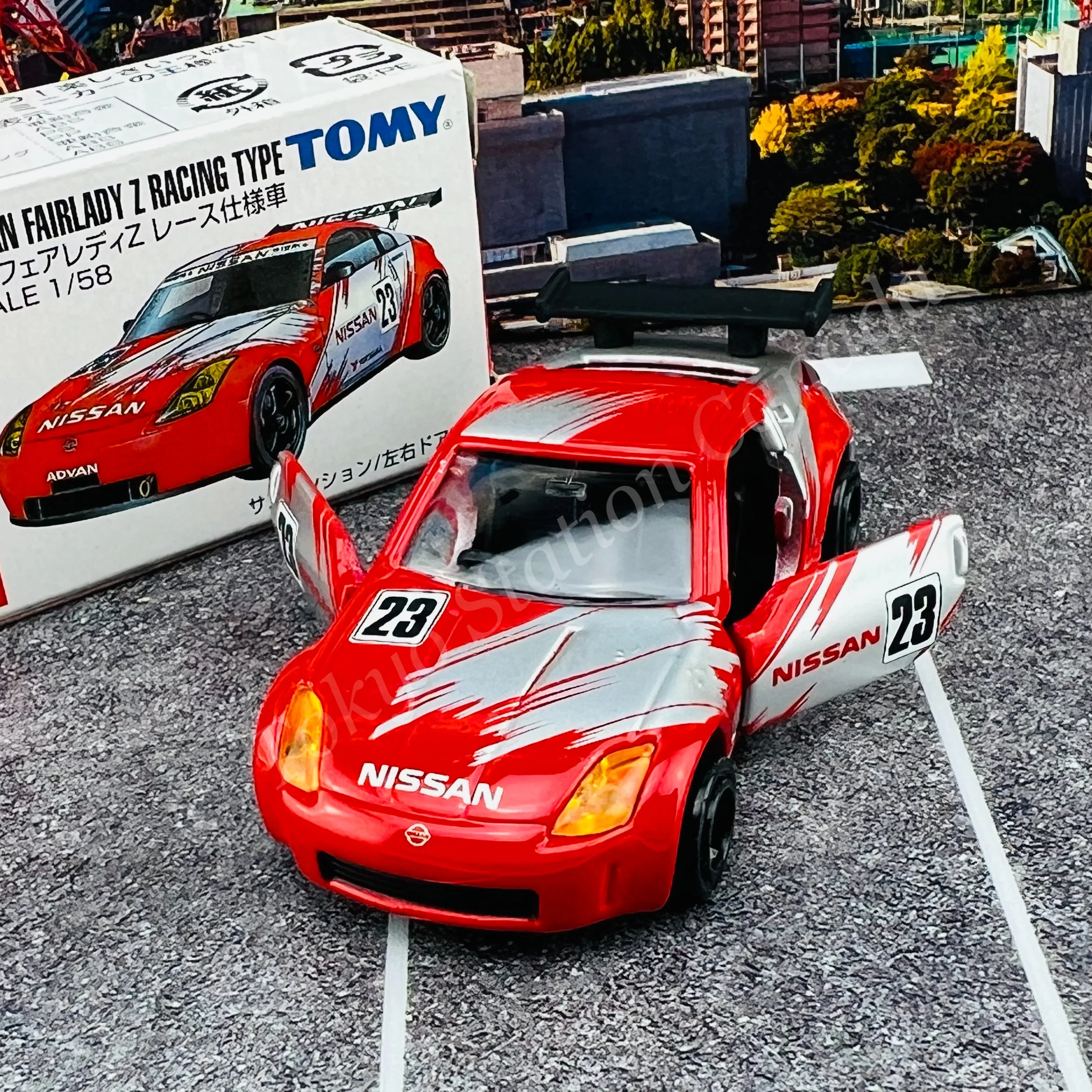 TOMICA 50 Nissan Fairlady Z Racing TYPE - Image 5