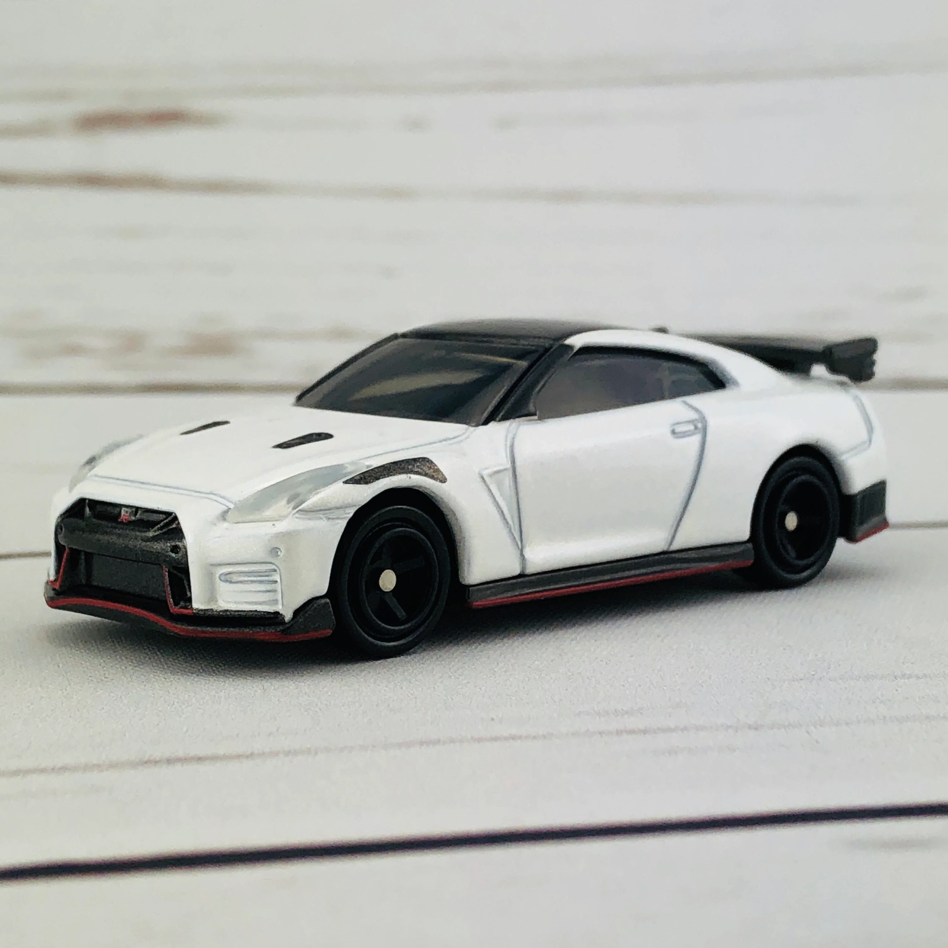 TOMICA 78 Nissan GTR Nismo 2020 Model (2019 new model) - Image 2