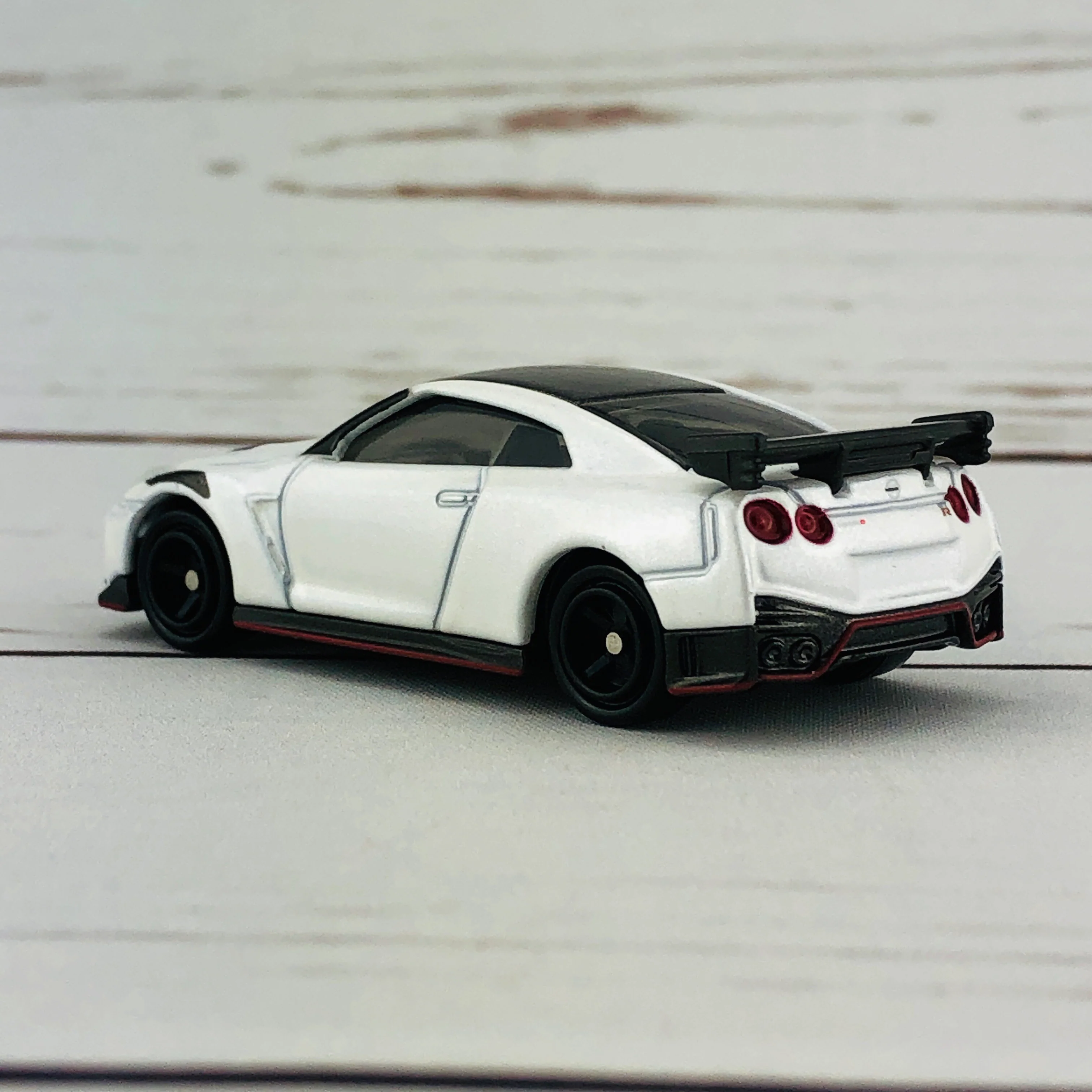 TOMICA 78 Nissan GTR Nismo 2020 Model (2019 new model) - Image 4