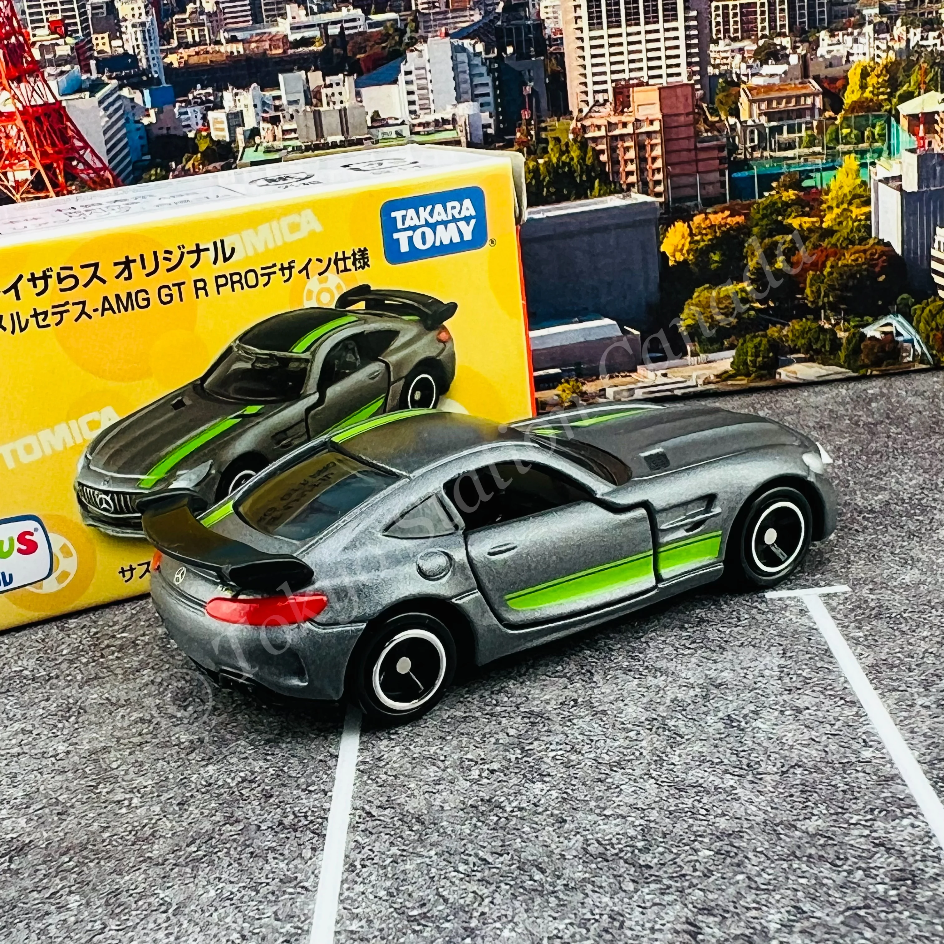 TOMICA AEON Mercedes-AMG GT R PRO Design Specifications - Image 2