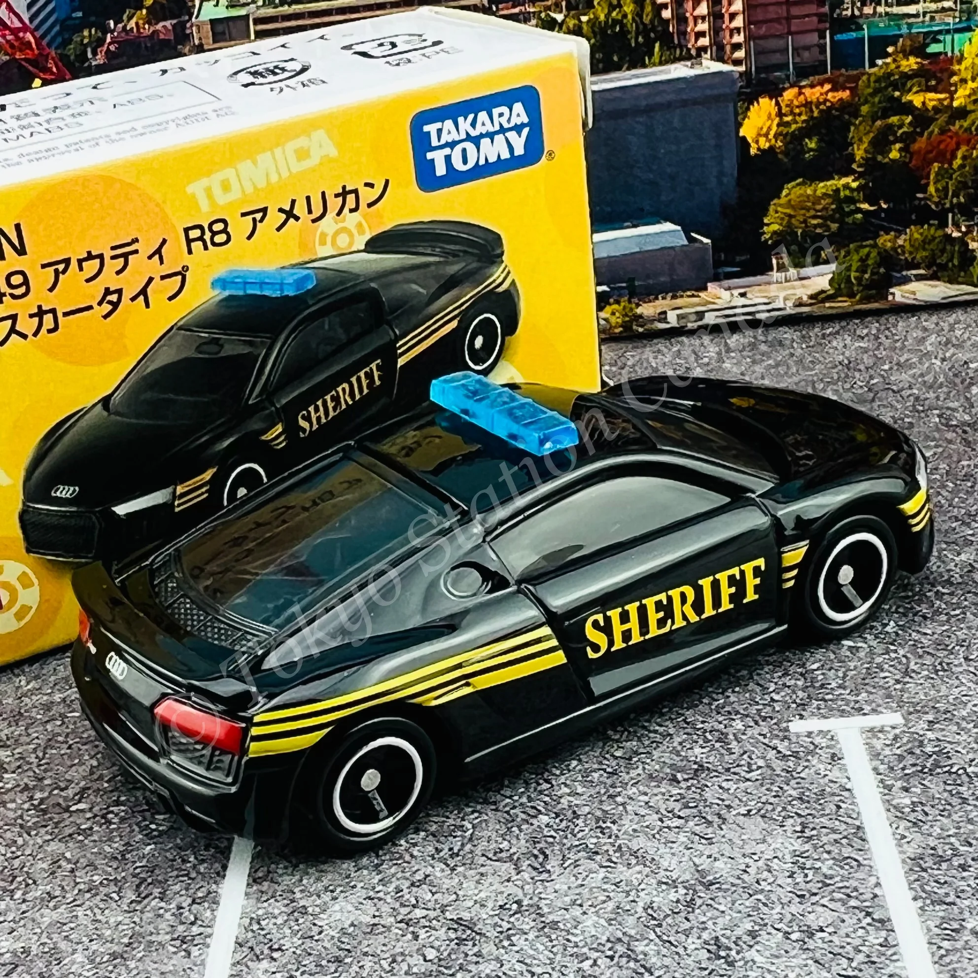 TOMICA AEON No. 49 Audi R8 American Police Car - Image 2