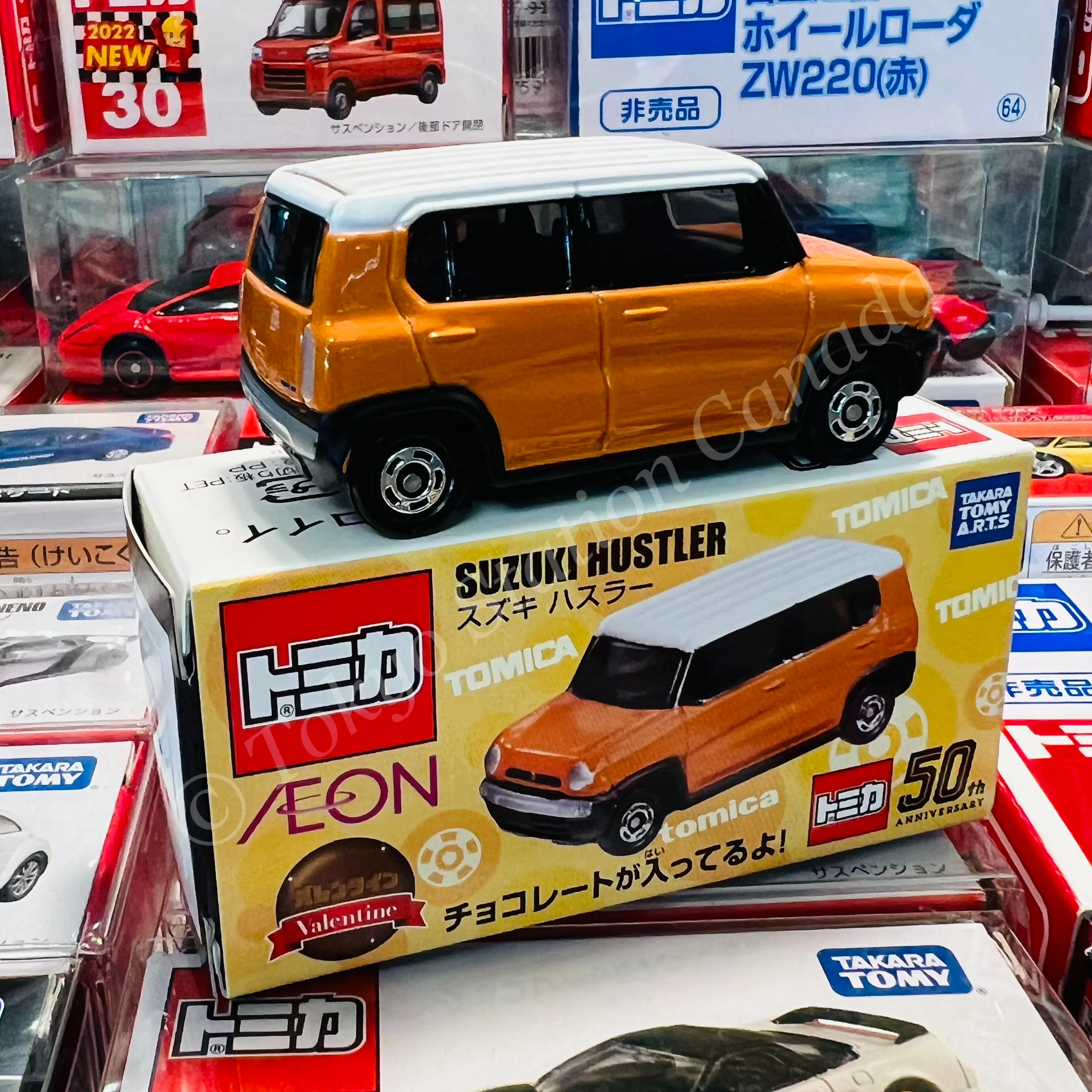 Tomica AEON SUZUKI HUSTLER (Valentine Version) - Image 2