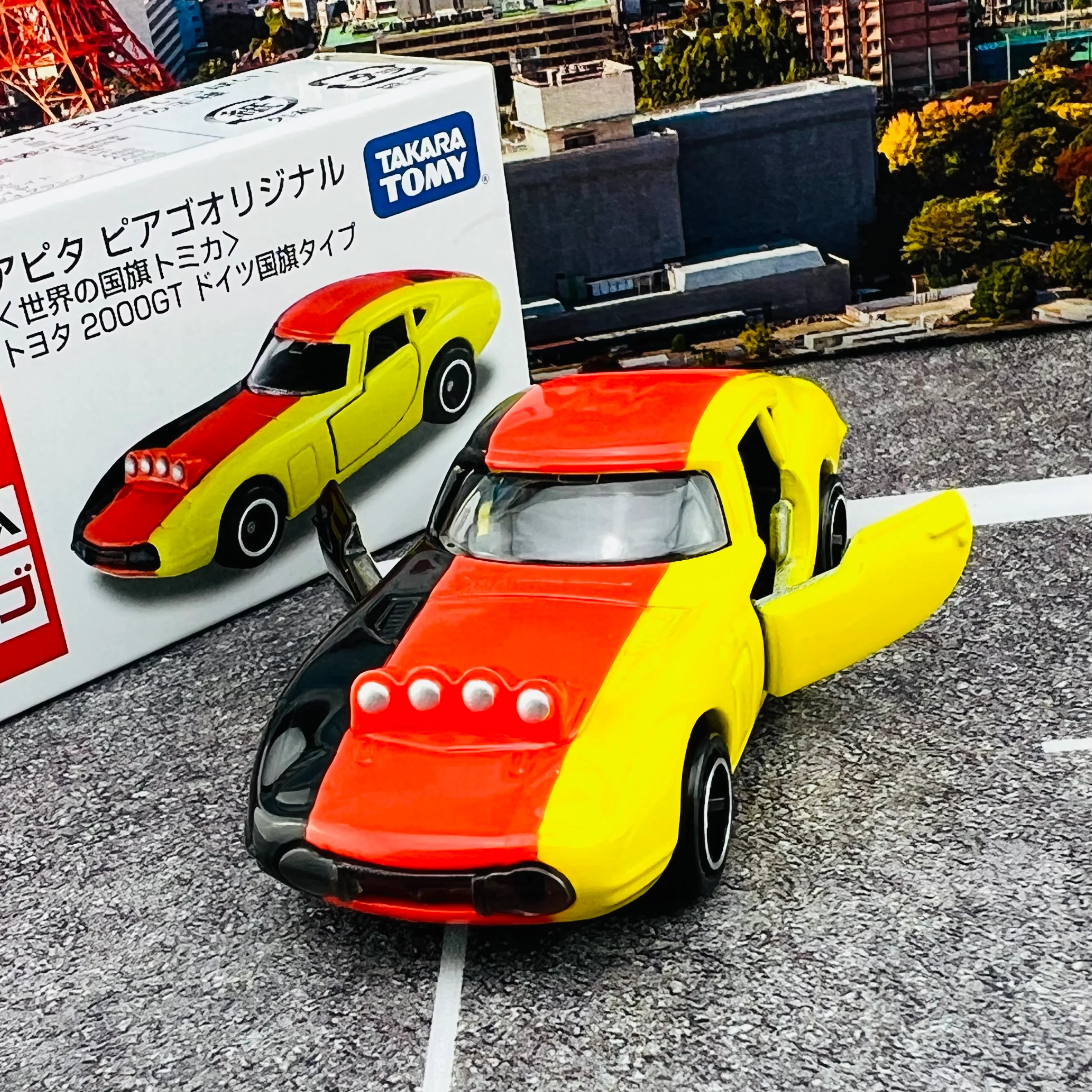 TOMICA APITA PIAGO Original (World Flag Tomica) Toyota 2000GT Germany Flag - Image 3