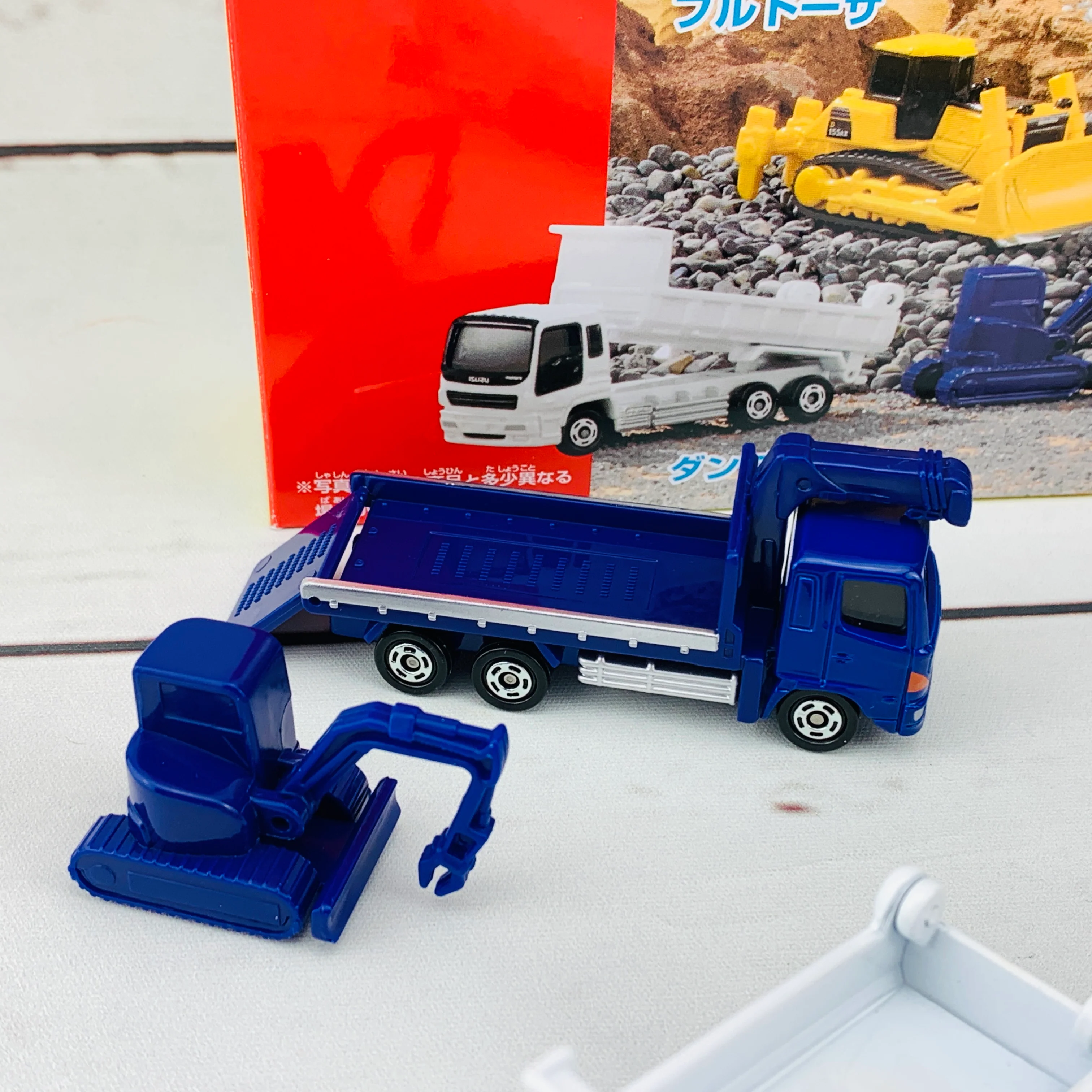 TOMICA Construction Vehicle Set 5 (4904810856566) - Image 3