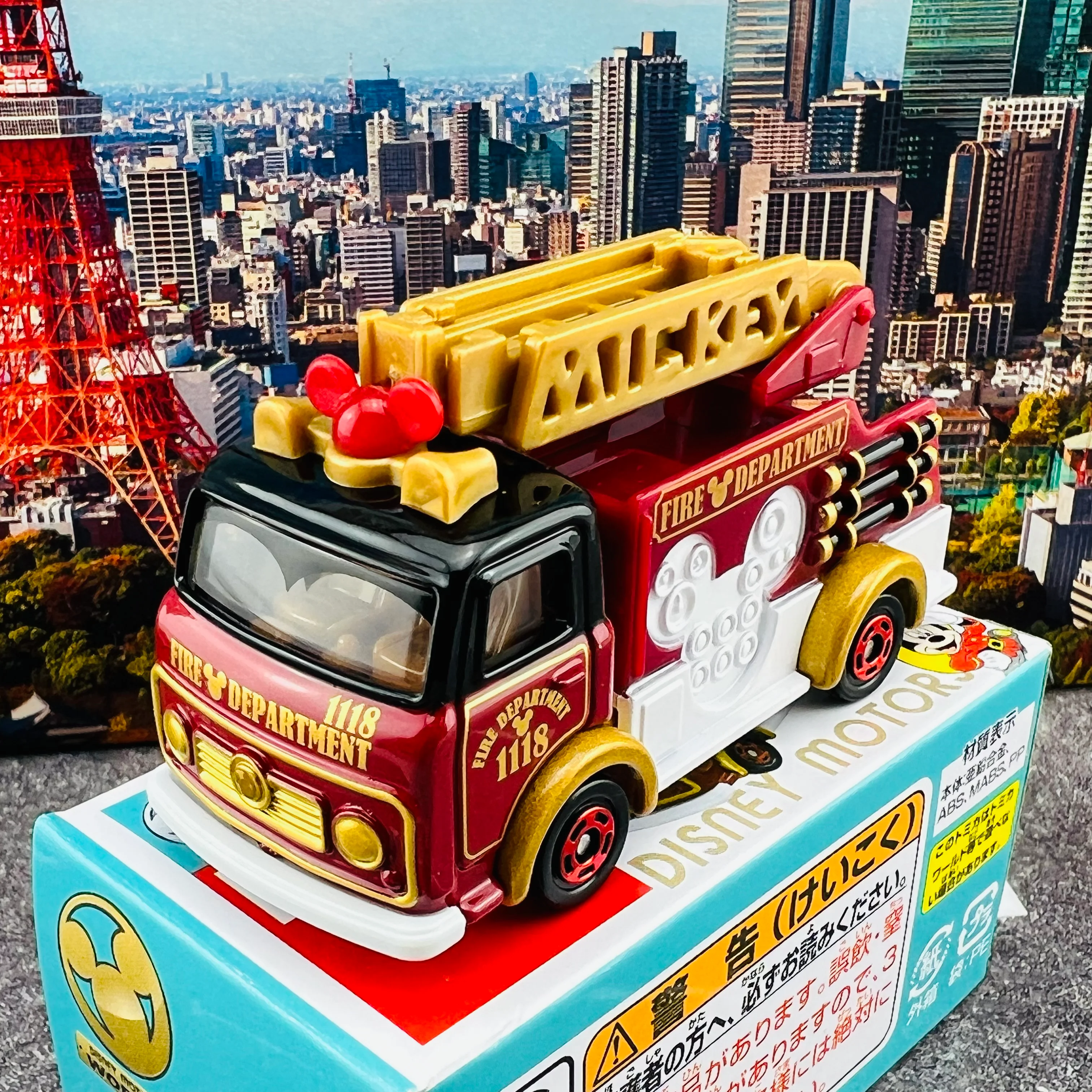 TOMICA DISNEY MOTORS Caspals Fire Truck Mickey Mouse Classic Edition 4904810180791 - Image 2